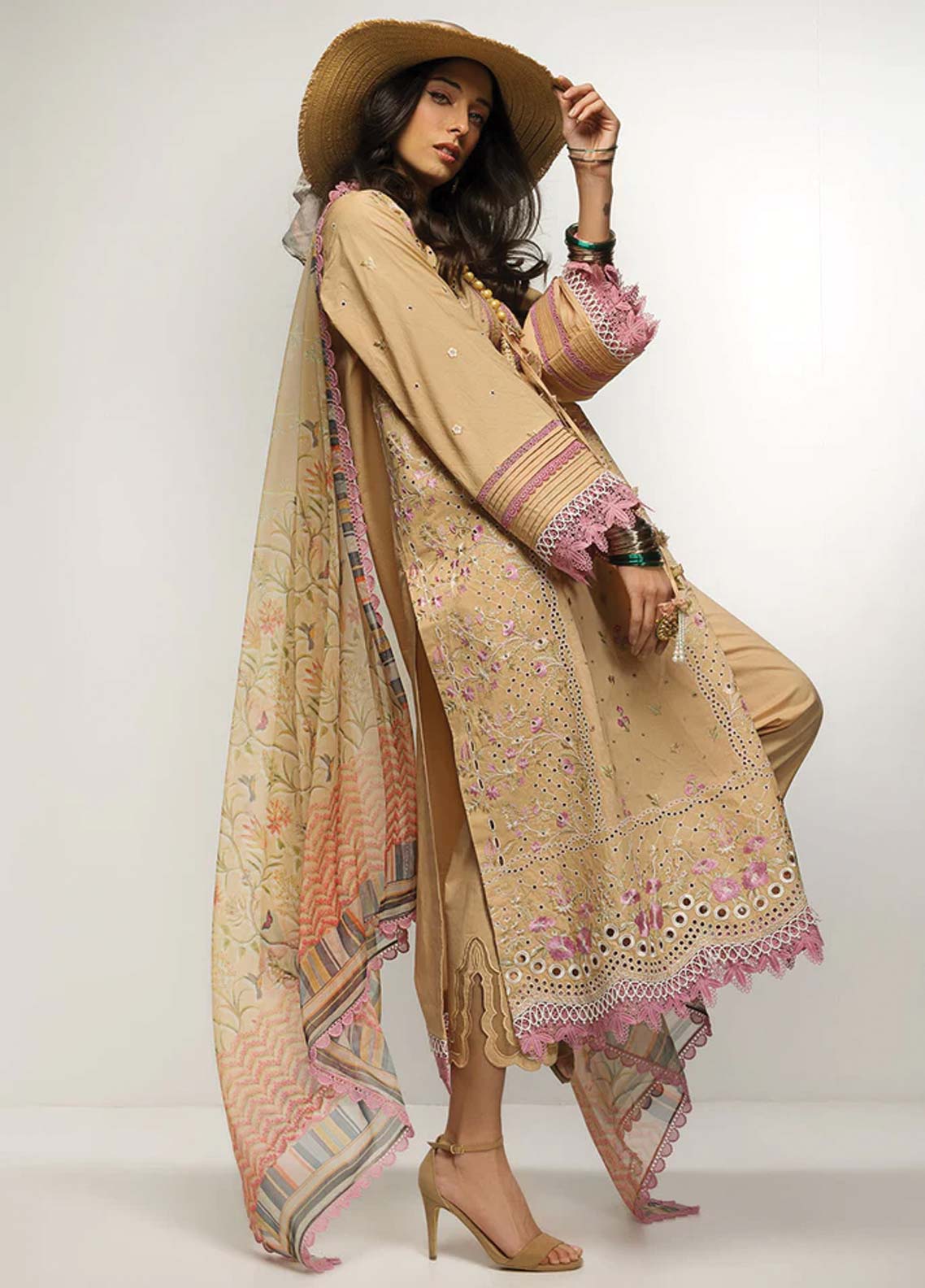 D#9B Sobia Nazir Vital Emb Lawn Collection 623 V-2 D#9B Sobia Nazir Vital Emb Lawn Collection 623 V-2