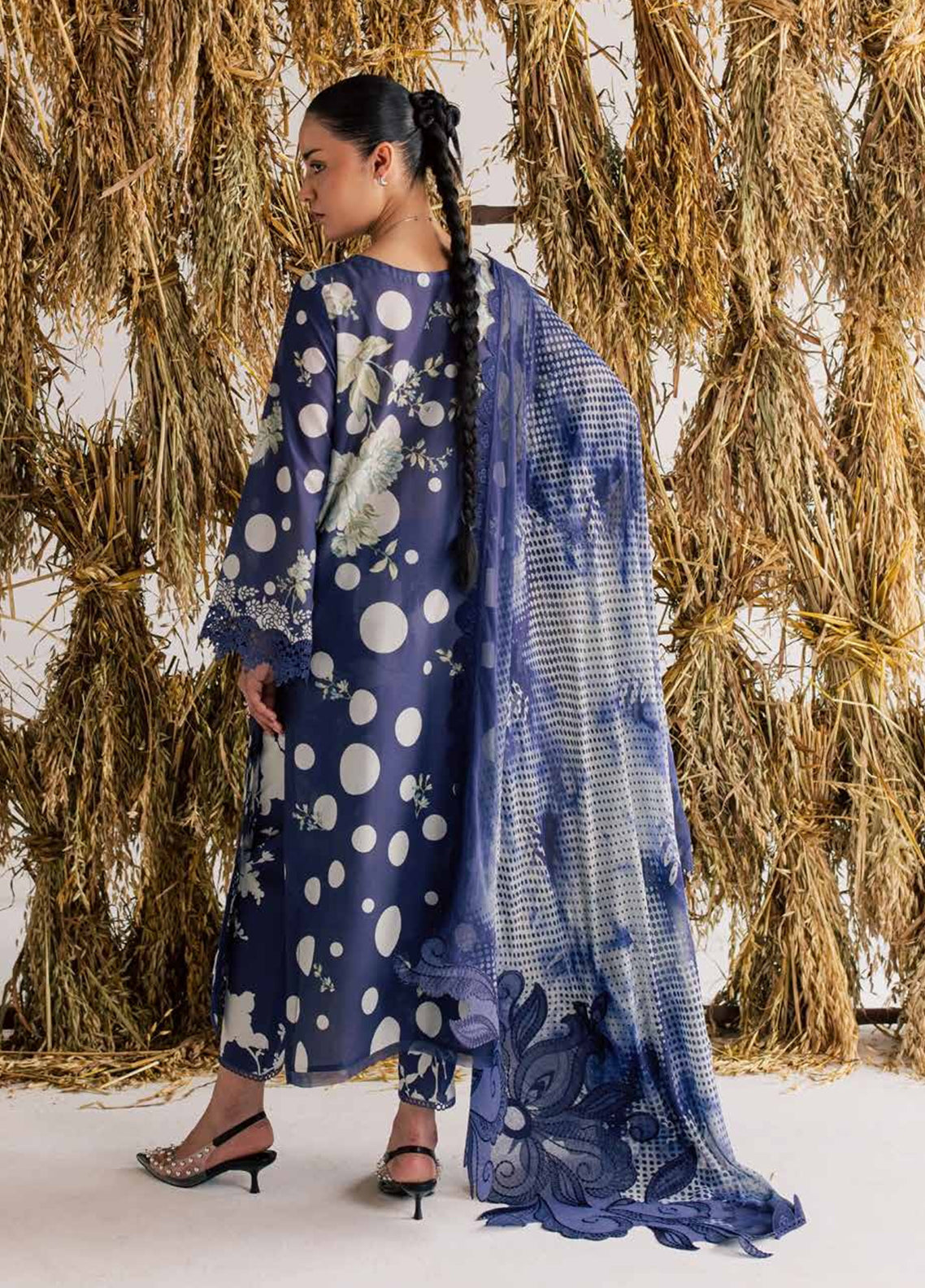 Daily Delights By Nureh Embroidered Lawn 3 Piece Unstitched Suit NU26DD D-DD-37 Daily Delights By Nureh Embroidered Lawn 3 Piece Unstitched Suit NU26DD D-DD-37