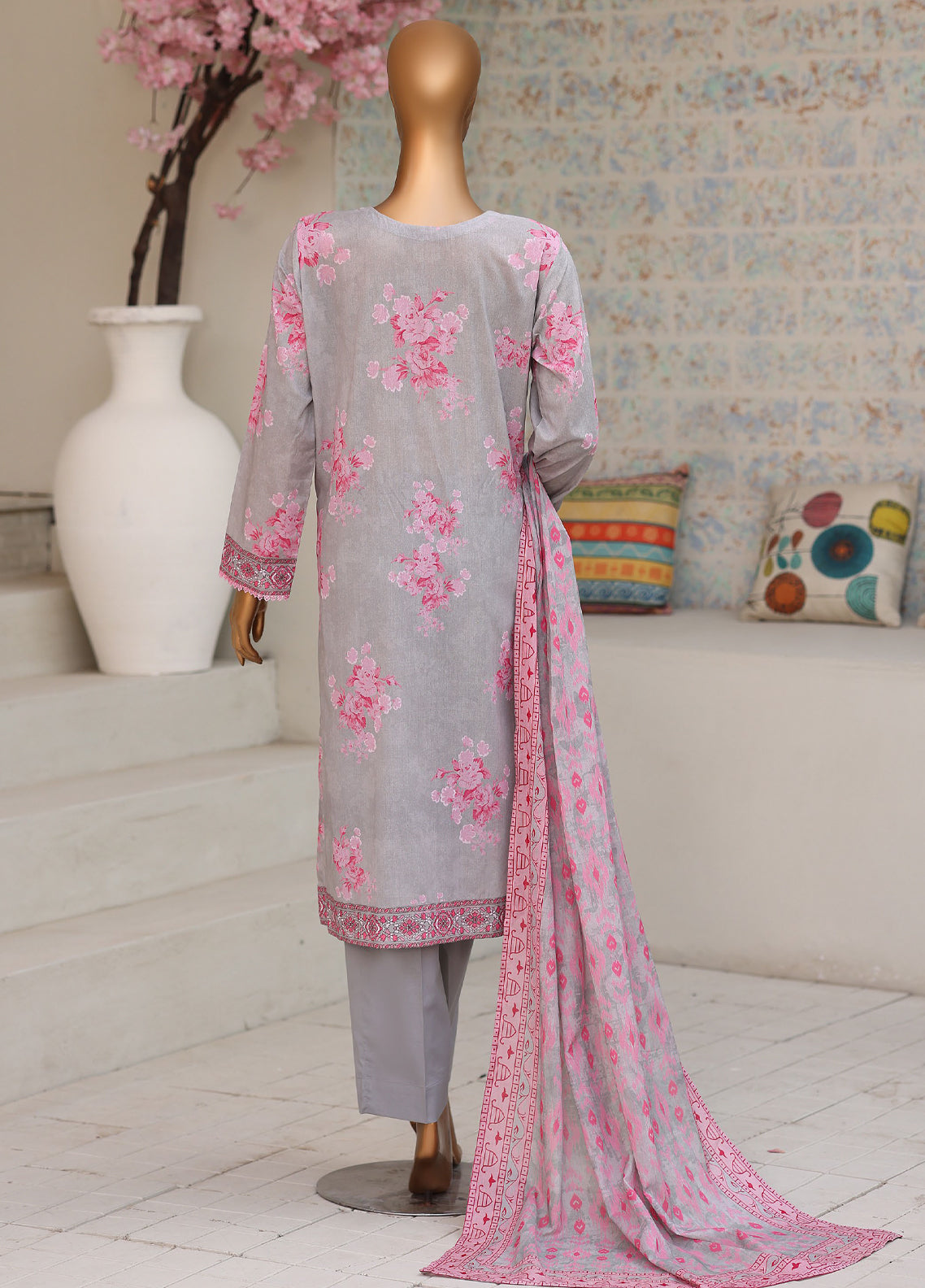 Daily Wear By HZ Textile Premium Embroidered Lawn 3 Piece Unstitched Suit HZ26DWPE D-PDW-1333 Daily Wear By HZ Textile Premium Embroidered Lawn 3 Piece Unstitched Suit HZ26DWPE D-PDW-1333