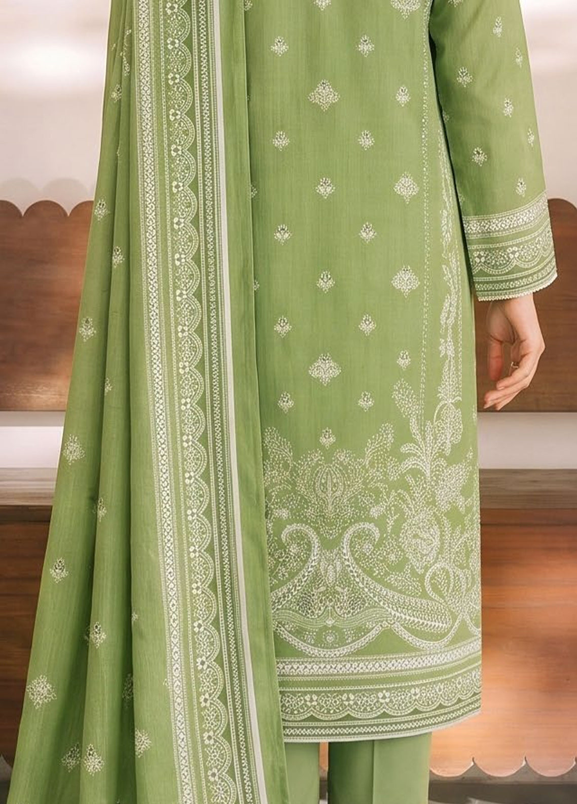 Daman By VS Textile Exclusive Printed Cambric 3 Piece Unstitched Suit VS26DEPV2 D-984 Daman By VS Textile Exclusive Printed Cambric 3 Piece Unstitched Suit VS26DEPV2 D-984