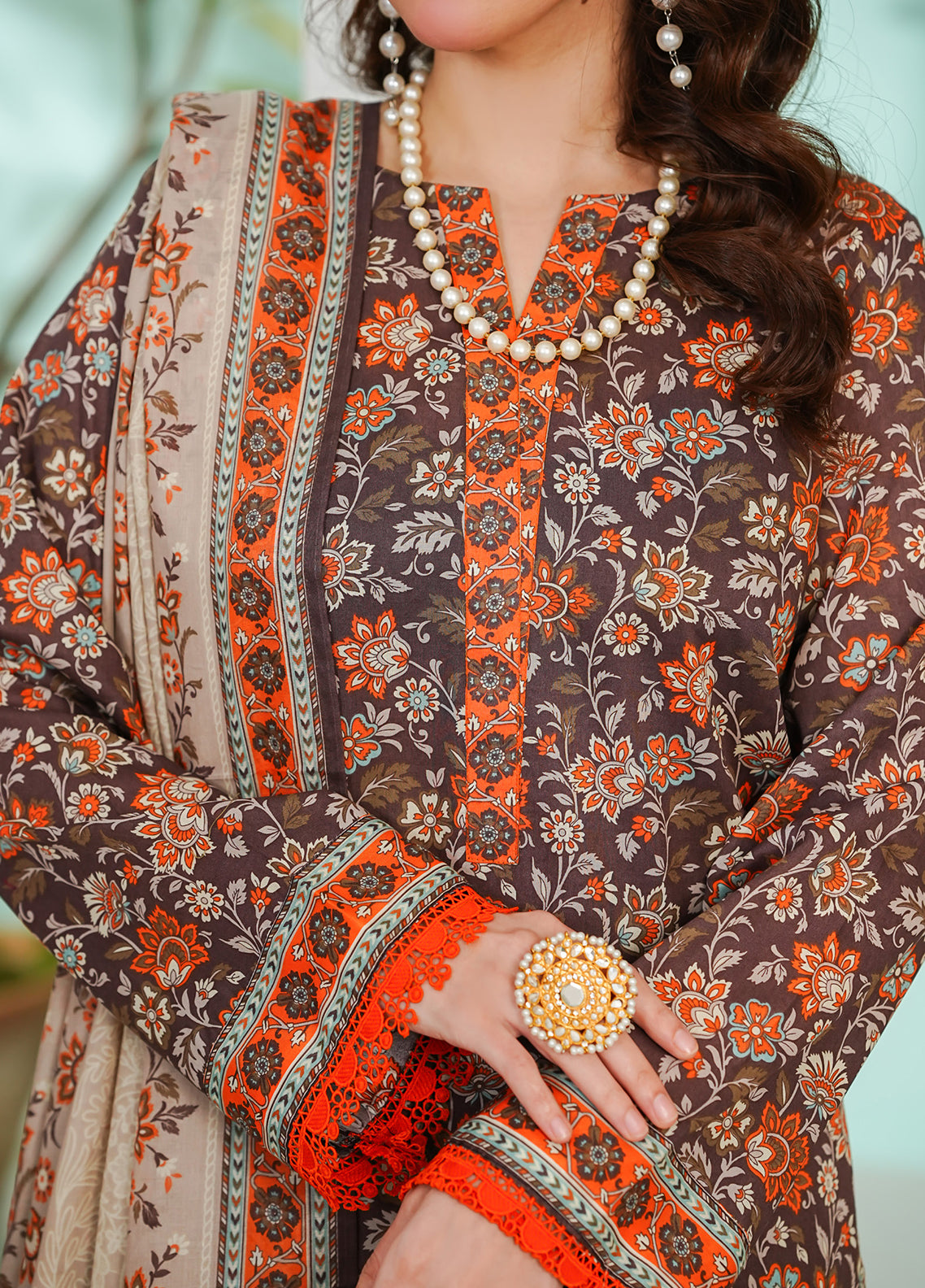 Daman By VS Textile Exclusive Printed Lawn 3 Piece Unstitched Suit VS26DEPV5 D-879 Daman By VS Textile Exclusive Printed Lawn 3 Piece Unstitched Suit VS26DEPV5 D-879