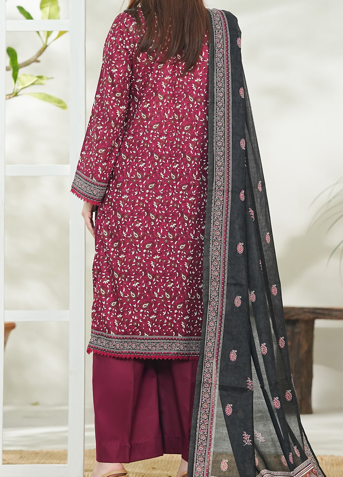 Daman By VS Textile Printed Lawn 3 Piece Unstitched Suit VS26DV3 D-846 Daman By VS Textile Printed Lawn 3 Piece Unstitched Suit VS26DV3 D-846
