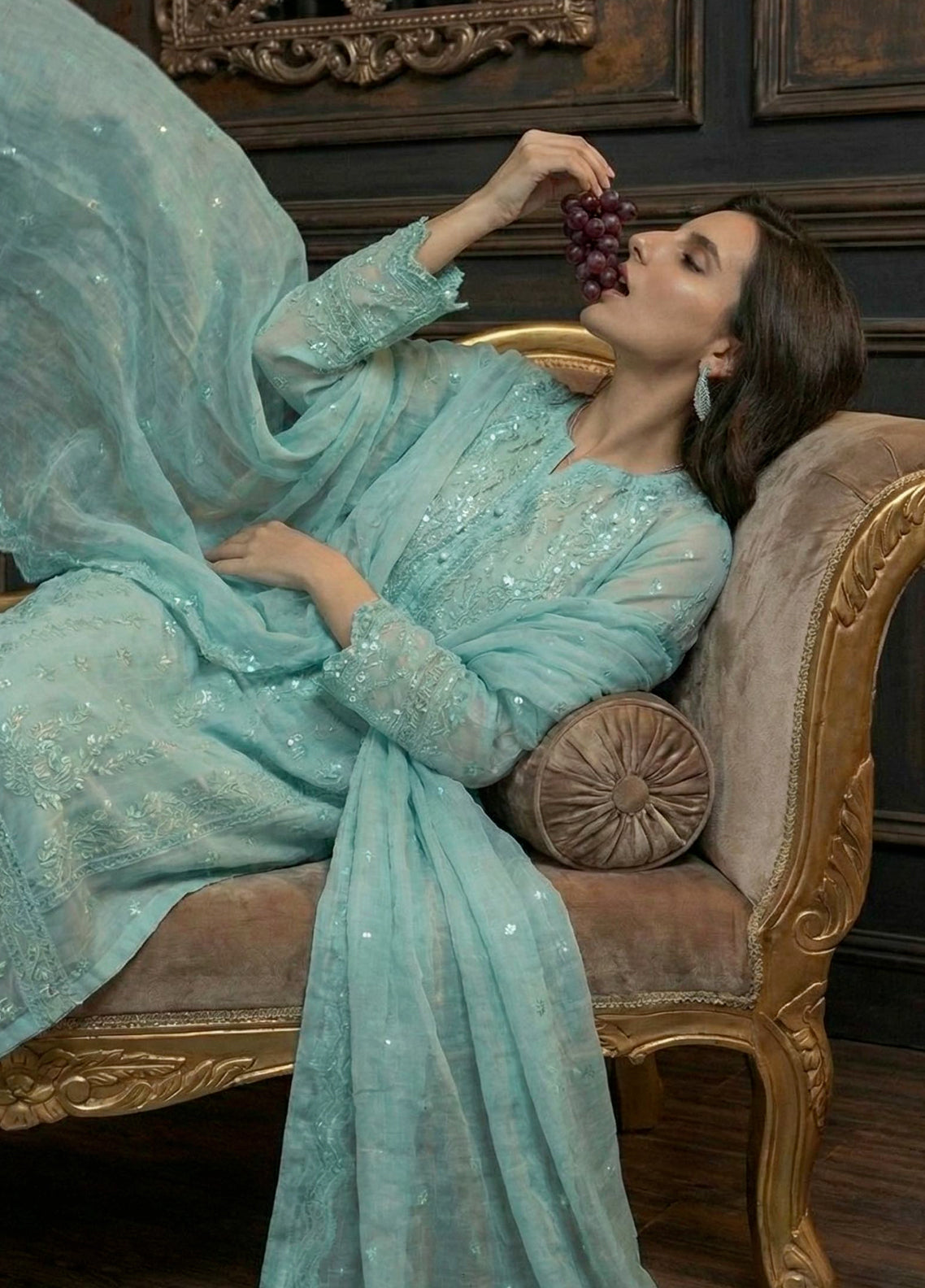 Dastaan By Noorjahan Embroidered Lawn 3 Piece Unstitched Suit NJ26DT D-06 Dastaan By Noorjahan Embroidered Lawn 3 Piece Unstitched Suit NJ26DT D-06