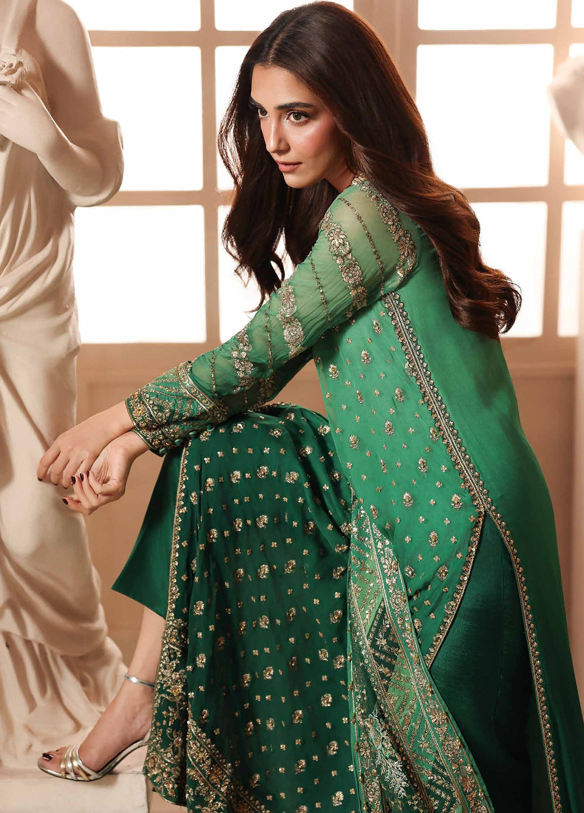 Dastan-E-Jashan By Charizma Luxury Embroidered Chiffon 3 Piece Unstitched Suit CH26DJLCV1 D-DWJ6-03 Dastan-E-Jashan By Charizma Luxury Embroidered Chiffon 3 Piece Unstitched Suit CH26DJLCV1 D-DWJ6-03