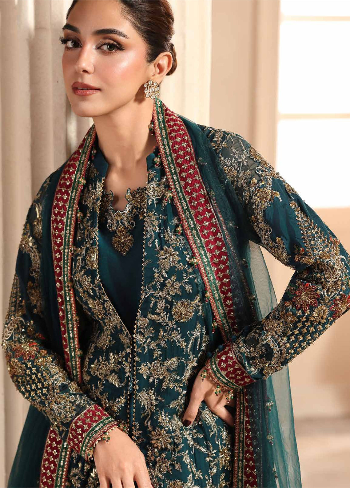 Dastan-E-Jashan By Charizma Luxury Embroidered Chiffon 3 Piece Unstitched Suit CH26DJLCV1 D-DWJ6-05 Dastan-E-Jashan By Charizma Luxury Embroidered Chiffon 3 Piece Unstitched Suit CH26DJLCV1 D-DWJ6-05