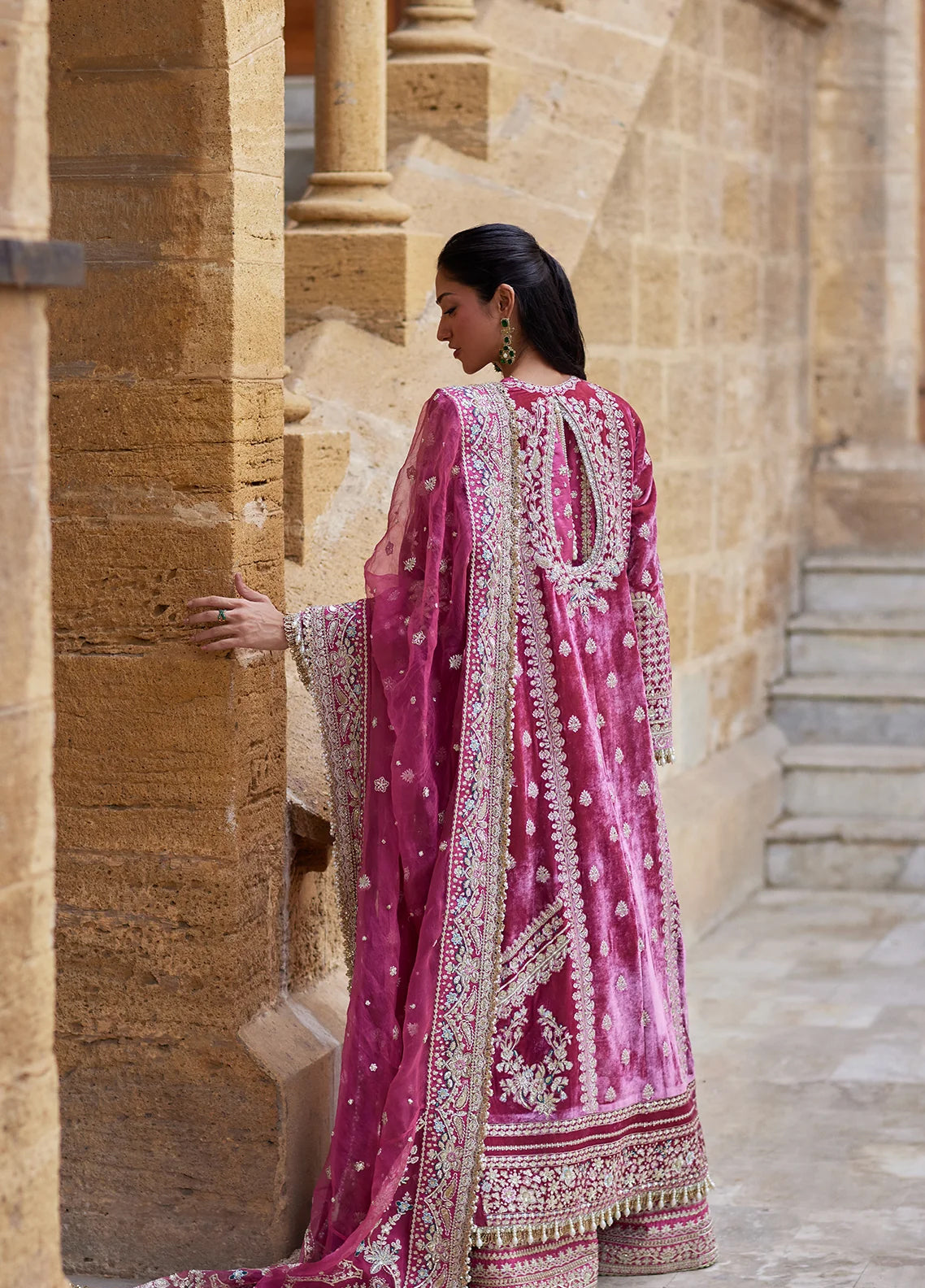 Dastangoi By Afrozeh Formals Embroidered Velvet 3 Piece Unstitched Suit AF26DGF D-1211 MEHFIL Dastangoi By Afrozeh Formals Embroidered Velvet 3 Piece Unstitched Suit AF26DGF D-1211 MEHFIL