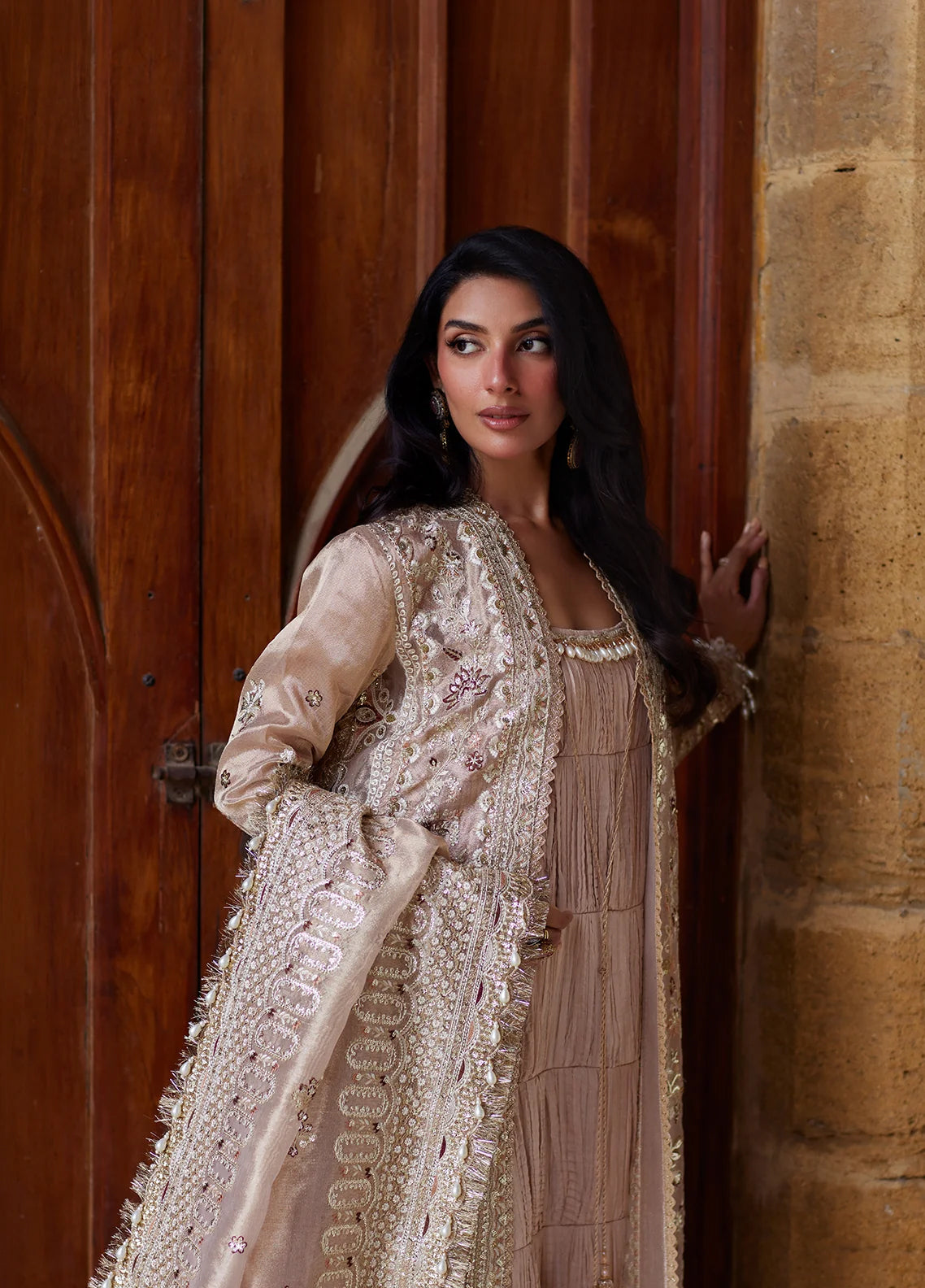 Dastangoi By Afrozeh Formals Embroidered Zarif Gold 3 Piece Unstitched Suit AF26DGF D-1217 RANG-E-DASTAAN Dastangoi By Afrozeh Formals Embroidered Zarif Gold 3 Piece Unstitched Suit AF26DGF D-1217 RANG-E-DASTAAN