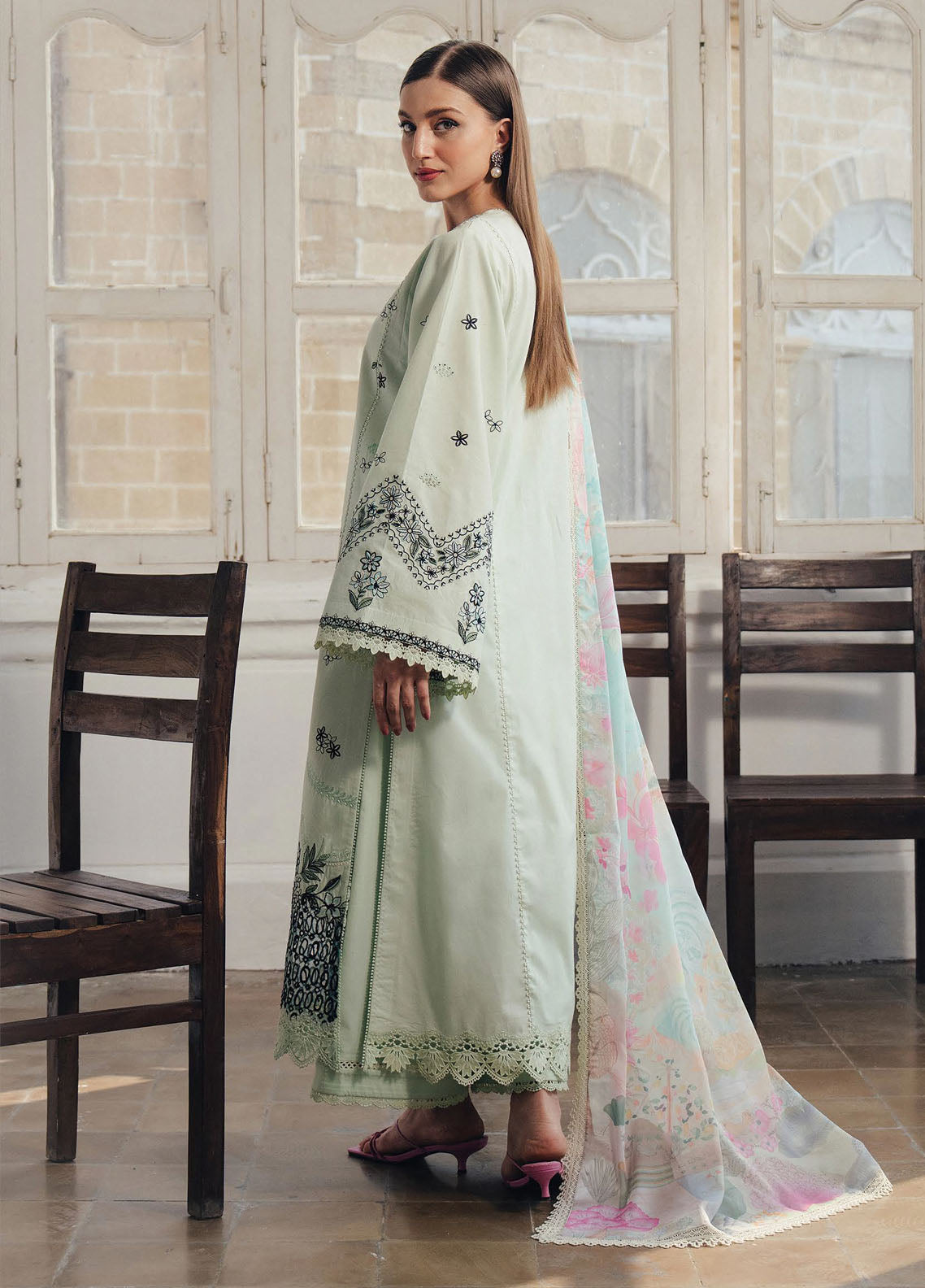 Daybreak By Afrozeh Embroidered Lawn 3 Piece Unstitched Suit AF26DB D-FWU-0020 DEWLIT Daybreak By Afrozeh Embroidered Lawn 3 Piece Unstitched Suit AF26DB D-FWU-0020 DEWLIT