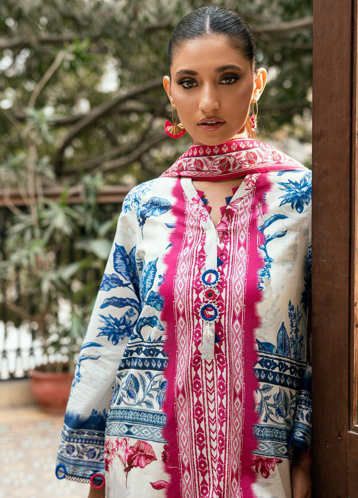 Desert Rose By Gul Ahmed Printed Lawn 3 Piece Unstitched Suit GA26DR D-CH-62014 Desert Rose By Gul Ahmed Printed Lawn 3 Piece Unstitched Suit GA26DR D-CH-62014