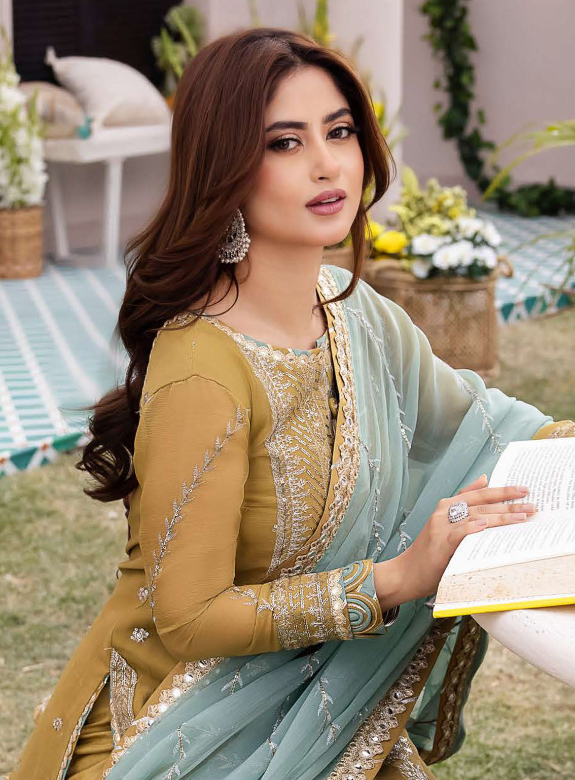 Dhanak Rang By Asim Jofa Embroidered Chiffon Suits Unstitched 3 Piece - AJ24DR AJCF-16 Dhanak Rang By Asim Jofa Embroidered Chiffon Suits Unstitched 3 Piece - AJ24DR AJCF-16