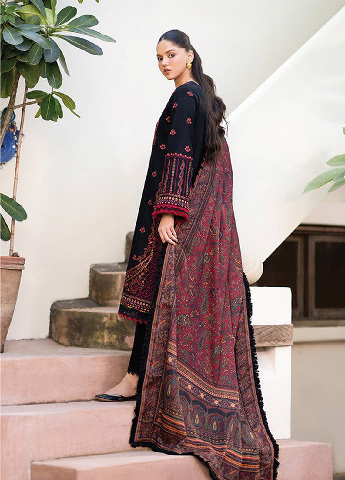 Dhoop Kinaray by Xenia Formals Embroidered Khaddar Suits Unstitched 3 Piece - XF24DK 03 SIYAH Dhoop Kinaray by Xenia Formals Embroidered Khaddar Suits Unstitched 3 Piece - XF24DK 03 SIYAH