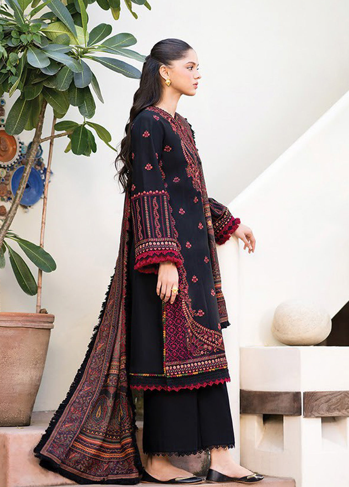 Dhoop Kinaray by Xenia Formals Embroidered Khaddar Suits Unstitched 3 Piece - XF24DK 03 SIYAH Dhoop Kinaray by Xenia Formals Embroidered Khaddar Suits Unstitched 3 Piece - XF24DK 03 SIYAH