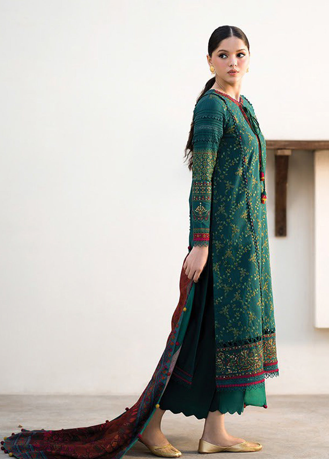 Dhoop Kinaray by Xenia Formals Embroidered Khaddar Suits Unstitched 3 Piece - XF24DK 06 ZEMURD Dhoop Kinaray by Xenia Formals Embroidered Khaddar Suits Unstitched 3 Piece - XF24DK 06 ZEMURD