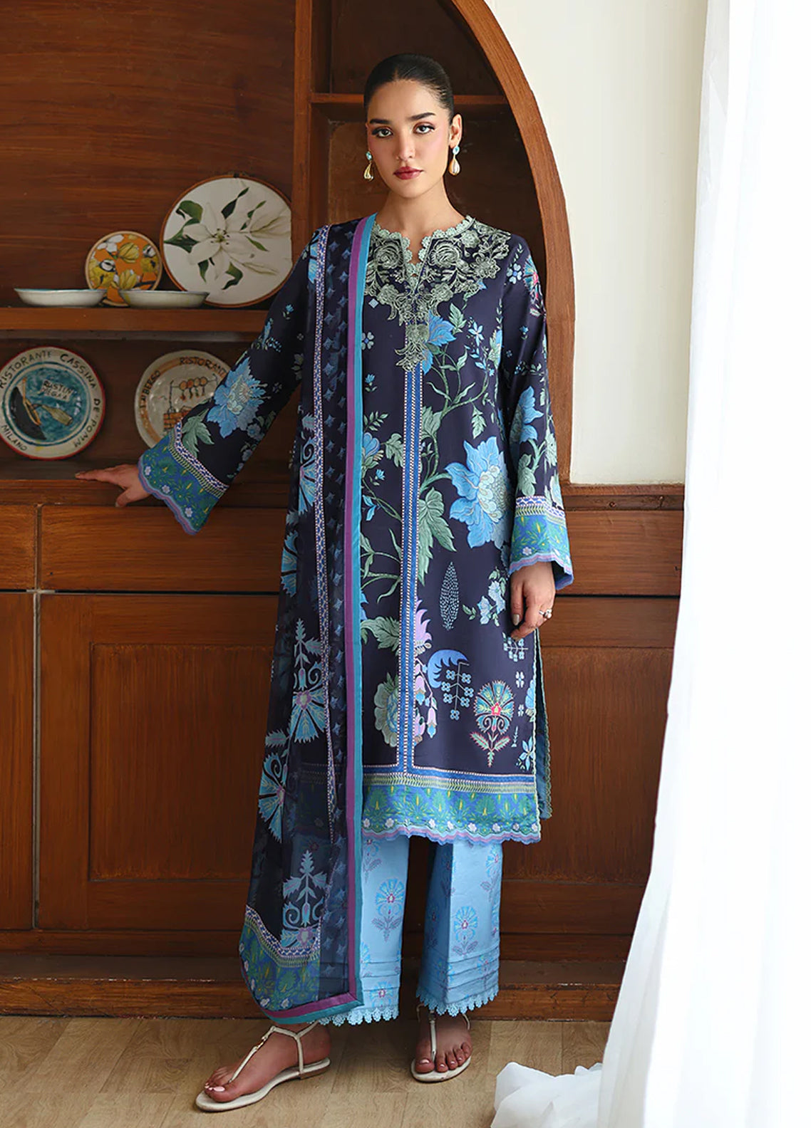 Eclat Garden By Roheenaz Embroidered Lawn 3 Piece Unstitched Suit RNZ26EGV4 D-ORCHID MEADOW Eclat Garden By Roheenaz Embroidered Lawn 3 Piece Unstitched Suit RNZ26EGV4 D-ORCHID MEADOW