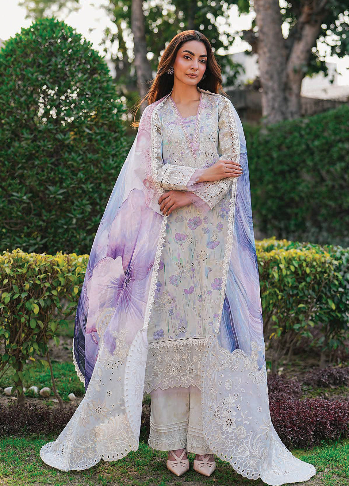 Eid Luxe By Zarqash Luxury Embroidered Lawn 3 Piece Unstitched Suit ZQ26ELL D-ZQ-02 Eid Luxe By Zarqash Luxury Embroidered Lawn 3 Piece Unstitched Suit ZQ26ELL D-ZQ-02