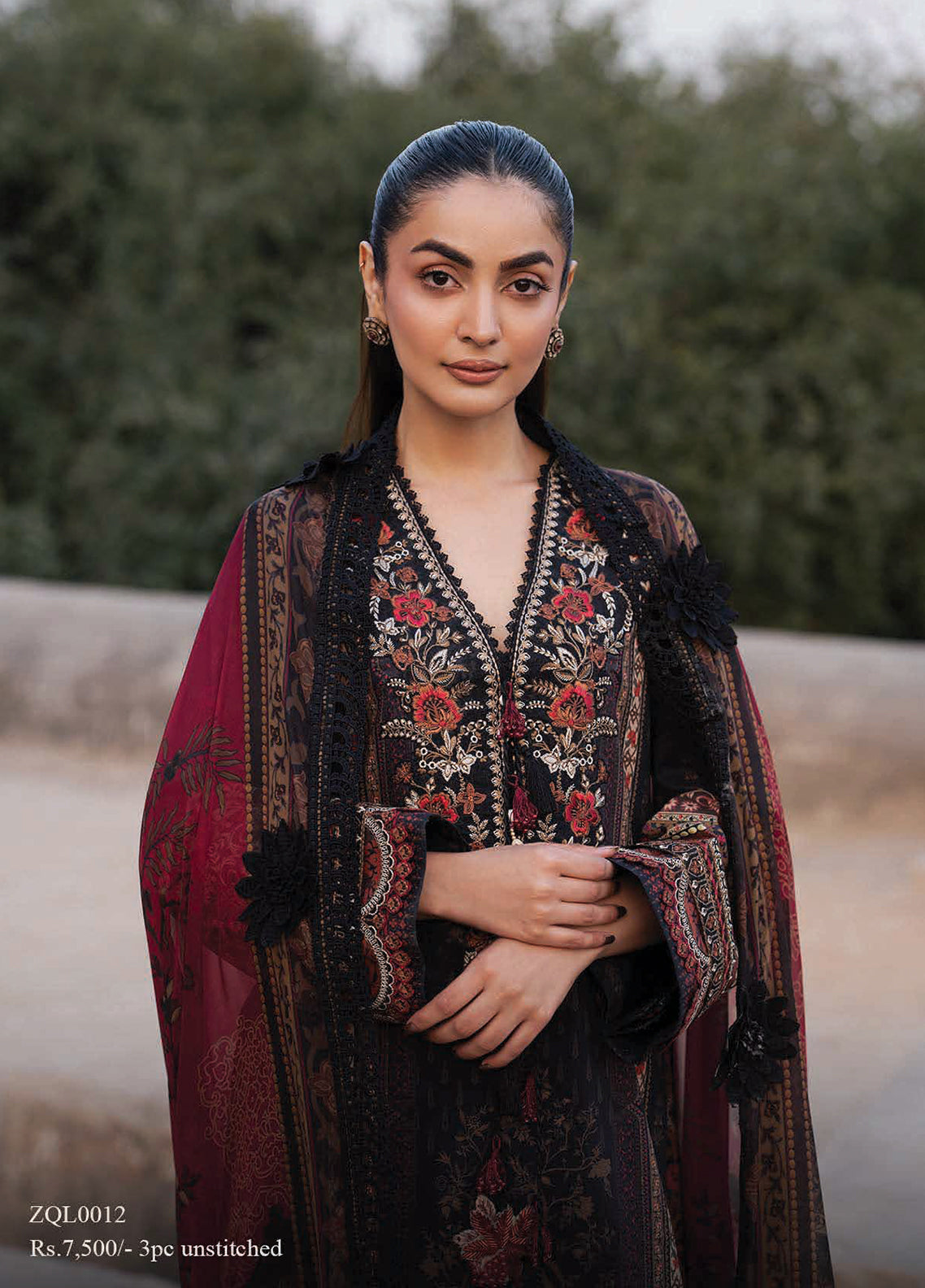 Eid Luxe By Zarqash Luxury Embroidered Lawn 3 Piece Unstitched Suit ZQ26ELL D-ZQ-12 Eid Luxe By Zarqash Luxury Embroidered Lawn 3 Piece Unstitched Suit ZQ26ELL D-ZQ-12