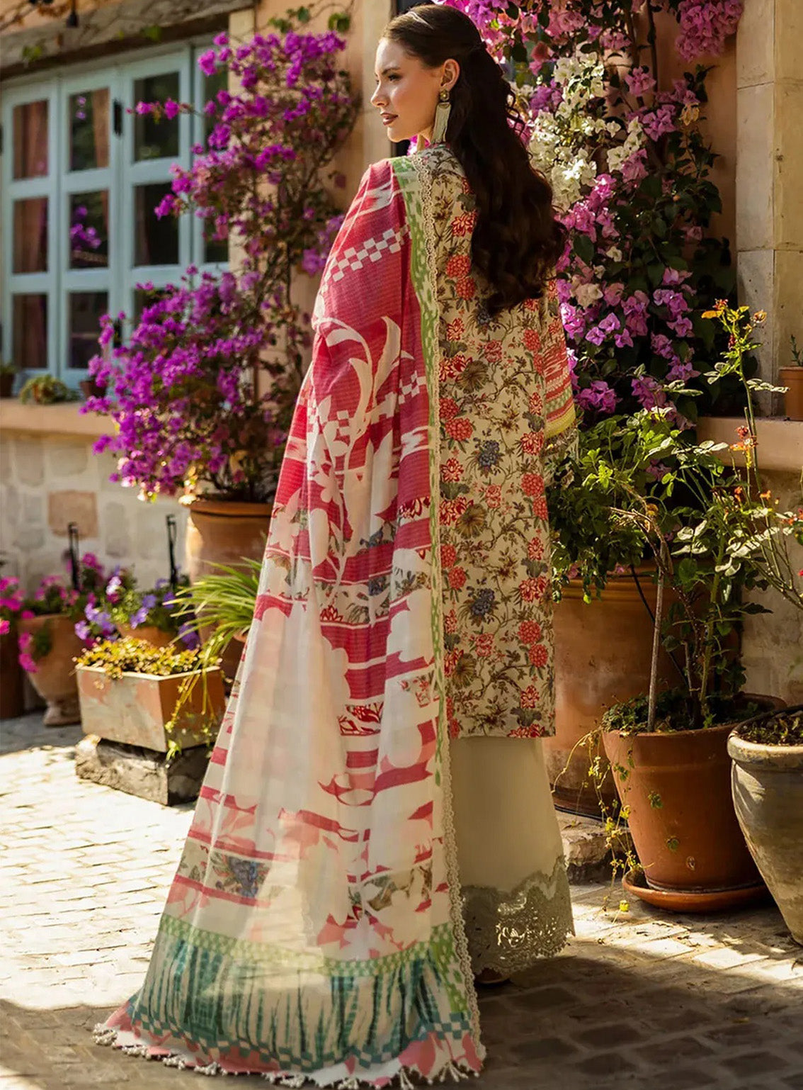 Elaf Embroidered Chikankari Lawn Suits Unstitched 3 Piece - EF25CL ELK-01B GIARDINO Elaf Embroidered Chikankari Lawn Suits Unstitched 3 Piece - EF25CL ELK-01B GIARDINO