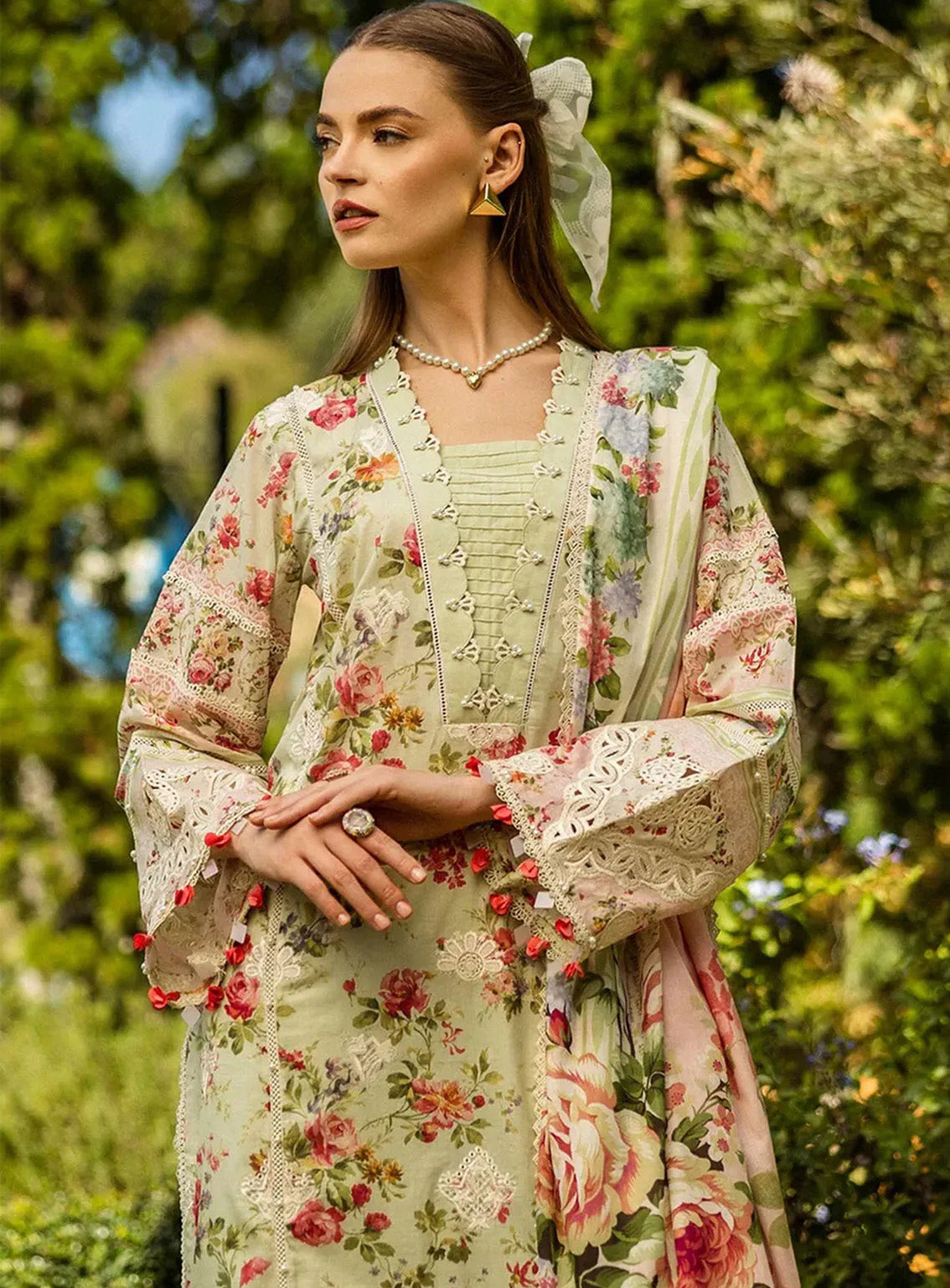 Elaf Embroidered Chikankari Lawn Suits Unstitched 3 Piece - EF25CL ELK-04A DEAR PARADISE Elaf Embroidered Chikankari Lawn Suits Unstitched 3 Piece - EF25CL ELK-04A DEAR PARADISE