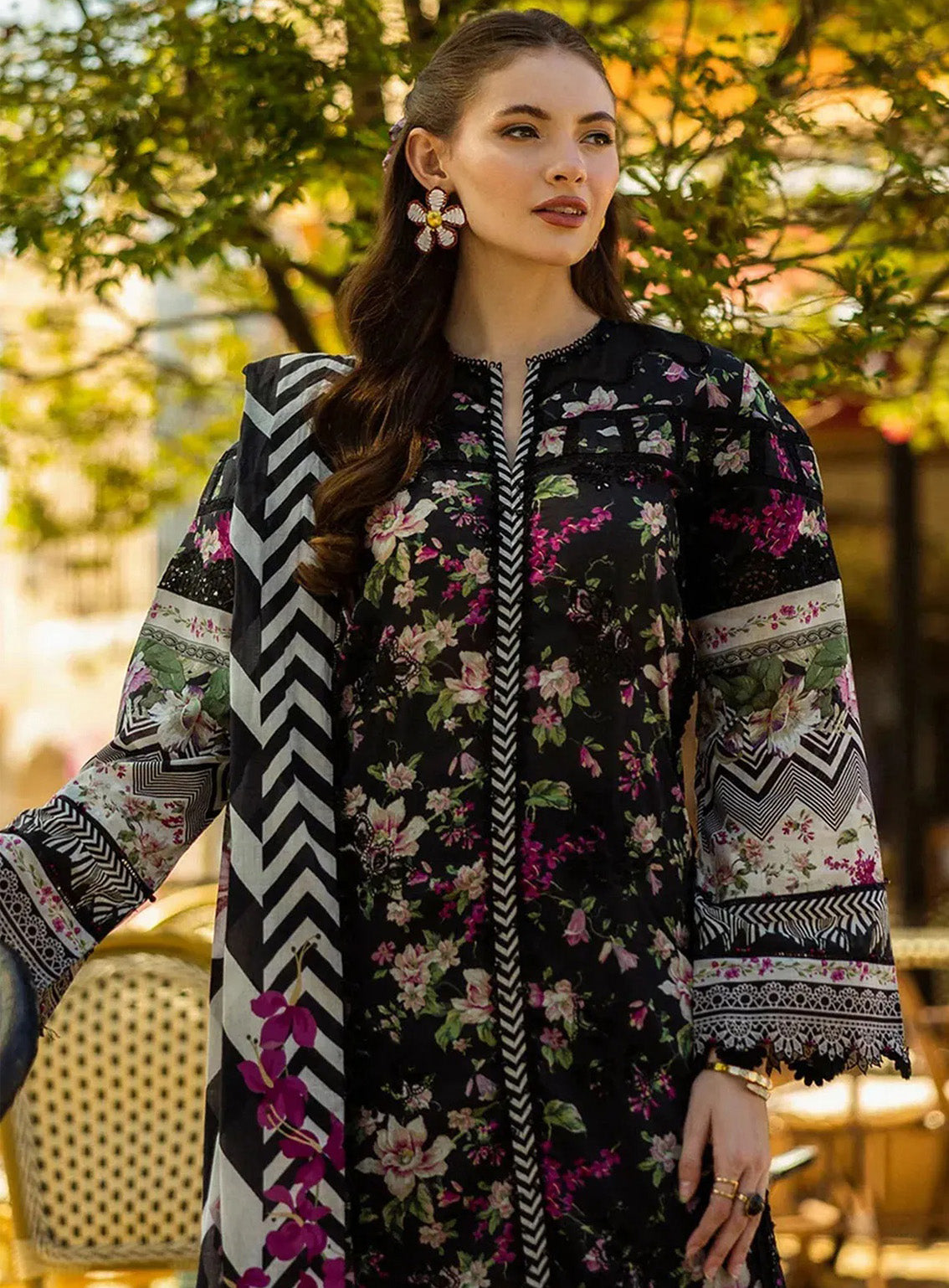 Elaf Embroidered Chikankari Lawn Suits Unstitched 3 Piece - EF25CL ELK-05A BELLEZA Elaf Embroidered Chikankari Lawn Suits Unstitched 3 Piece - EF25CL ELK-05A BELLEZA