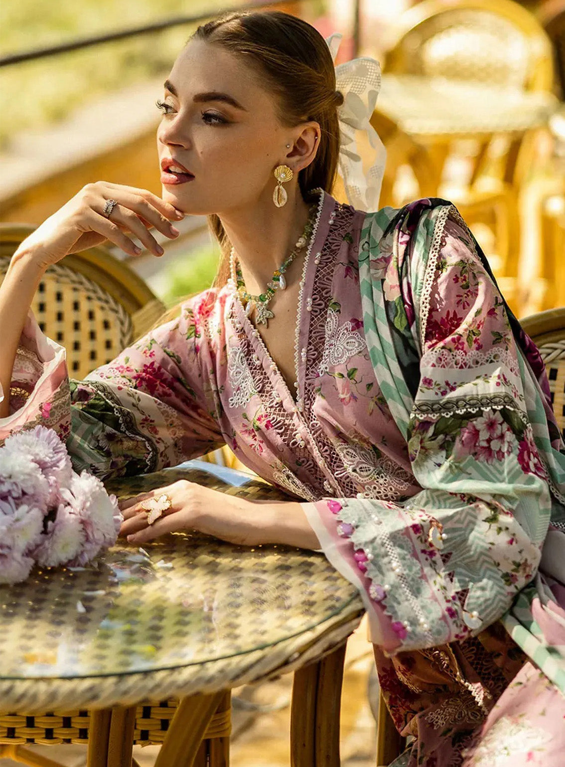 Elaf Embroidered Chikankari Lawn Suits Unstitched 3 Piece - EF25CL ELK-05B FIA Elaf Embroidered Chikankari Lawn Suits Unstitched 3 Piece - EF25CL ELK-05B FIA