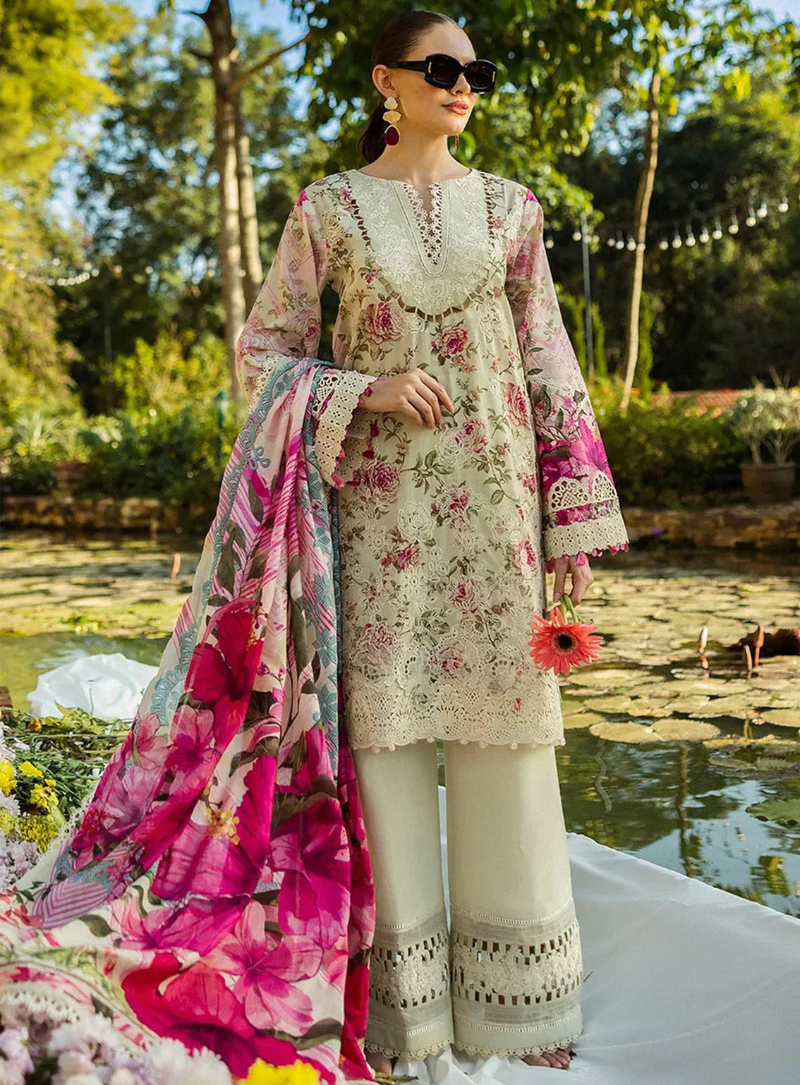 Elaf Embroidered Chikankari Lawn Suits Unstitched 3 Piece - EF25CL ELK-06B ROSES & WHITES Elaf Embroidered Chikankari Lawn Suits Unstitched 3 Piece - EF25CL ELK-06B ROSES & WHITES