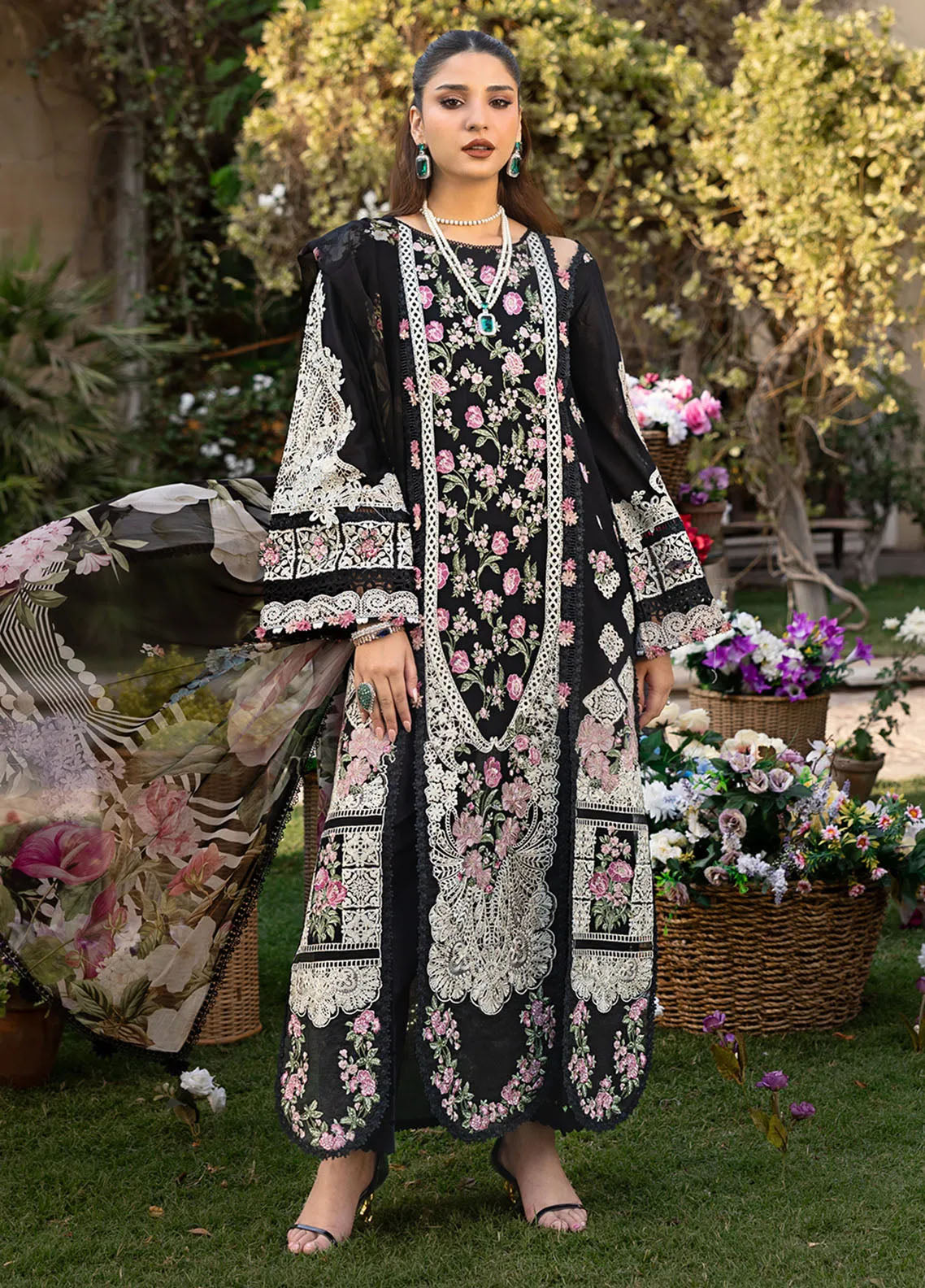 Elaf Embroidered Lawn Suits Unstitched 3 Piece - EF25LL ELM-04 MAHJABEEN Elaf Embroidered Lawn Suits Unstitched 3 Piece - EF25LL ELM-04 MAHJABEEN