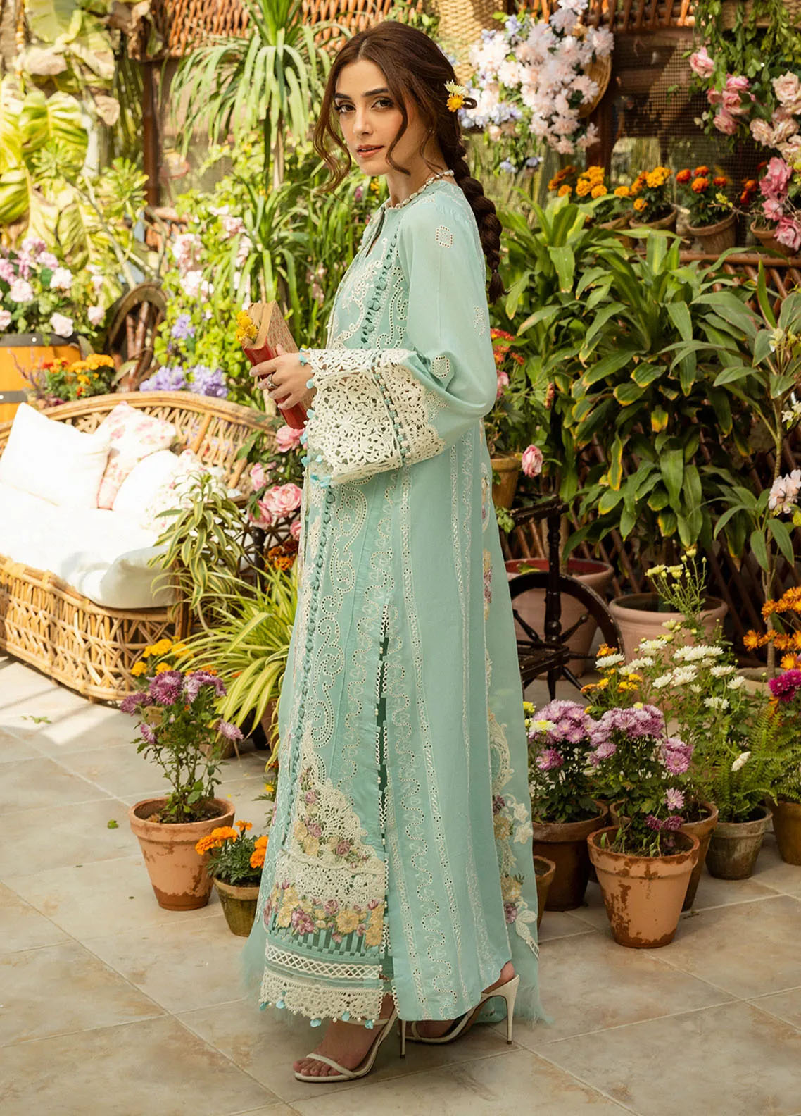 Elaf Embroidered Lawn Suits Unstitched 3 Piece - EF25LL ELM-7A ZARAFSHAN Elaf Embroidered Lawn Suits Unstitched 3 Piece - EF25LL ELM-7A ZARAFSHAN