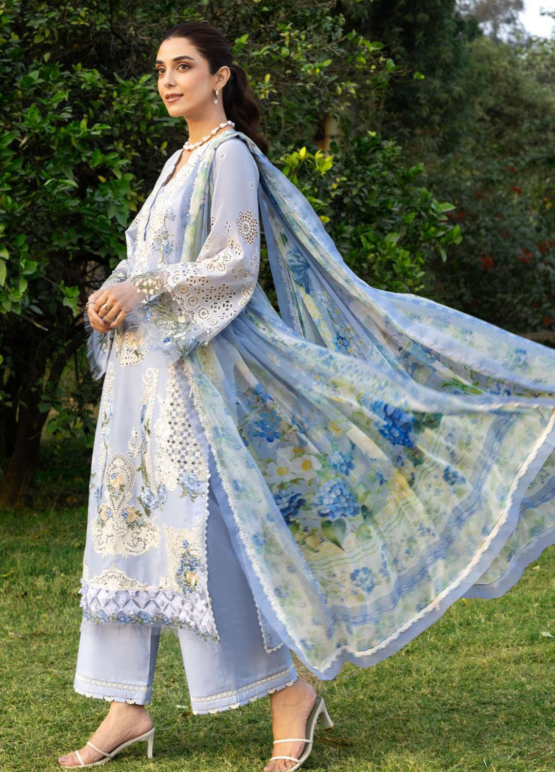 Elaf Embroidered Lawn 3 Piece Unstitched Suit EF26LL ELY-12 SKY BLISS Elaf Embroidered Lawn 3 Piece Unstitched Suit EF26LL ELY-12 SKY BLISS