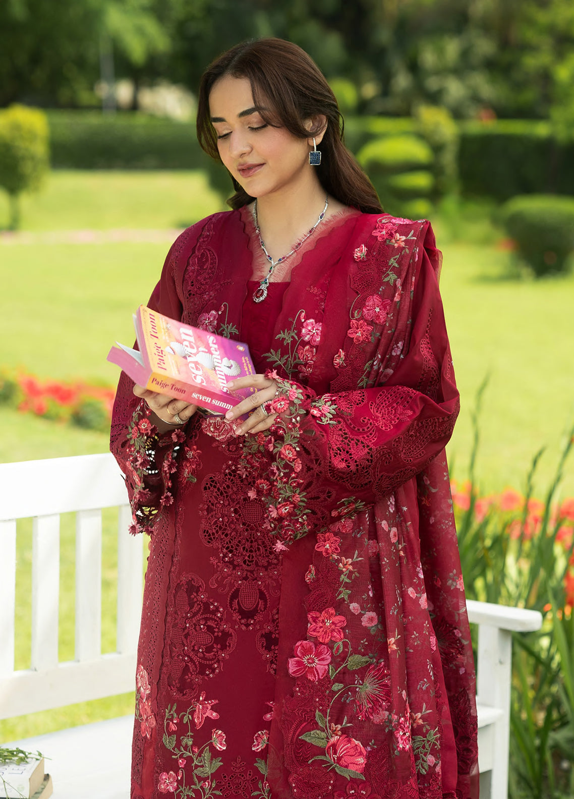 Elaf Premium Luxury Lawn 3 Piece Unstitched Suit EF26LLV2 D-ELQ-4A FALLING PETALS Elaf Premium Luxury Lawn 3 Piece Unstitched Suit EF26LLV2 D-ELQ-4A FALLING PETALS