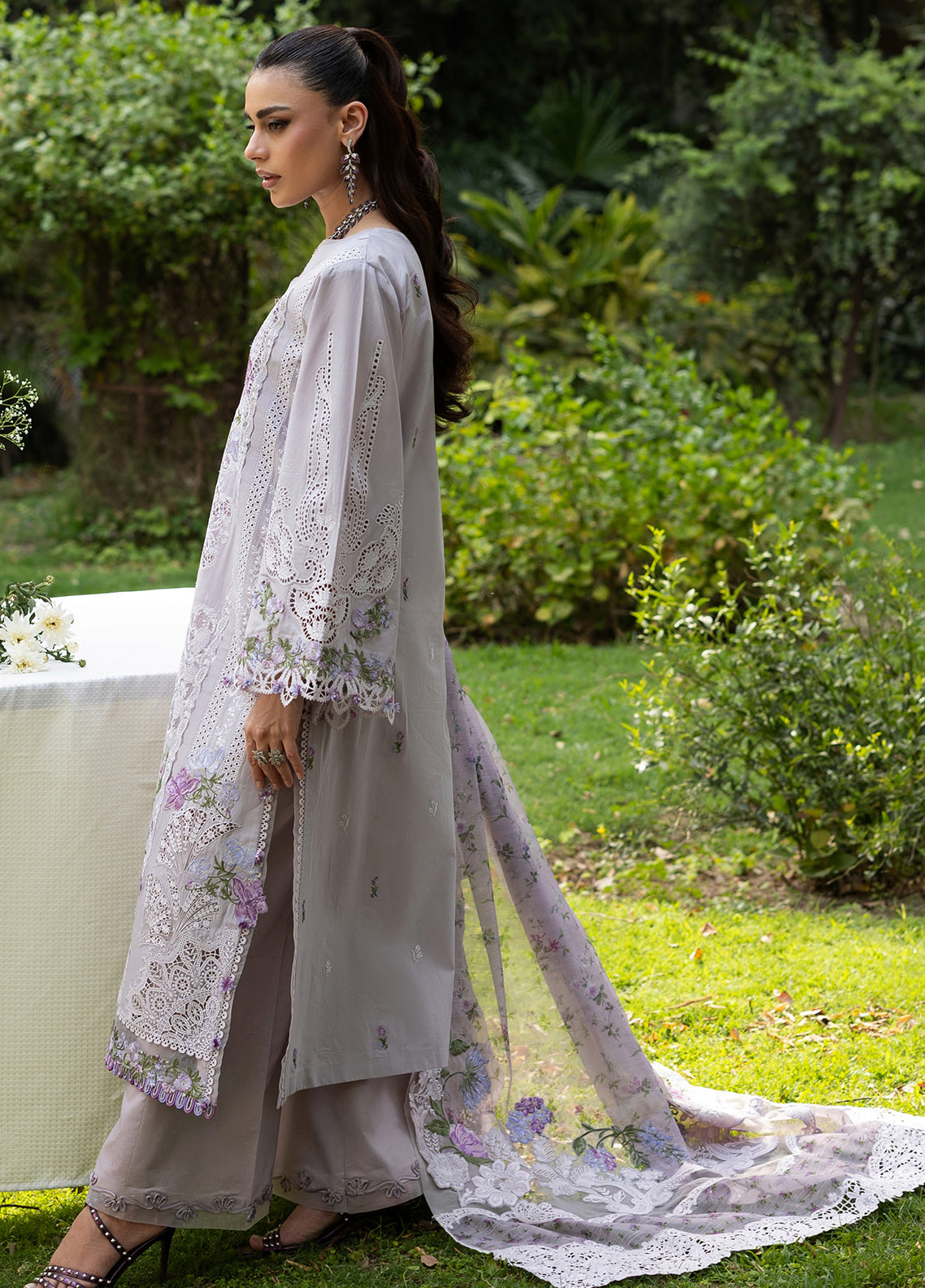 Elaf Premium Luxury Lawn 3 Piece Unstitched Suit EF26LLV2 D-ELQ-4B PURE PLUM Elaf Premium Luxury Lawn 3 Piece Unstitched Suit EF26LLV2 D-ELQ-4B PURE PLUM