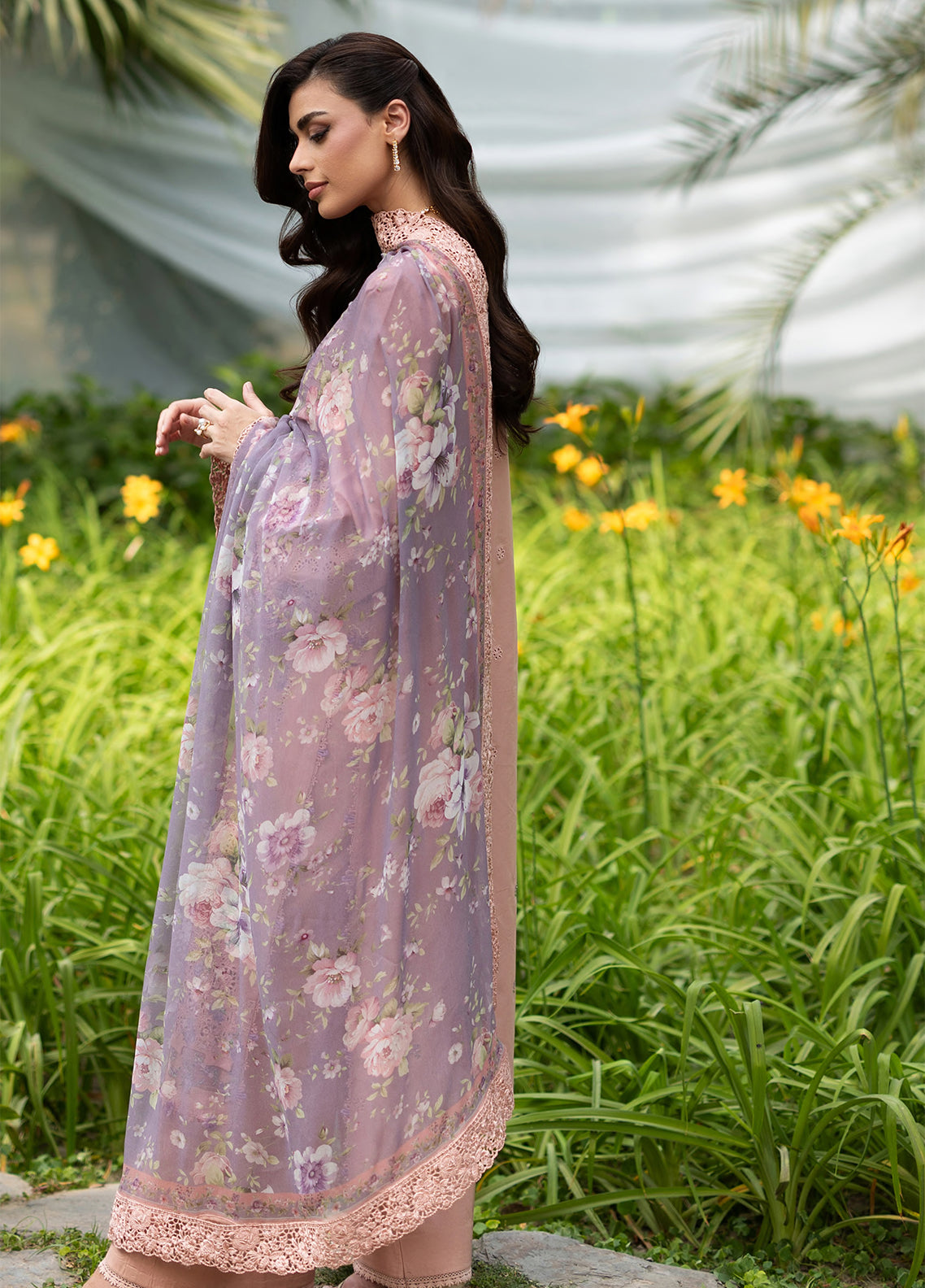 Elaf Premium Luxury Lawn 3 Piece Unstitched Suit EF26LLV2 D-ELQ-6A BLUSHING ROSE Elaf Premium Luxury Lawn 3 Piece Unstitched Suit EF26LLV2 D-ELQ-6A BLUSHING ROSE