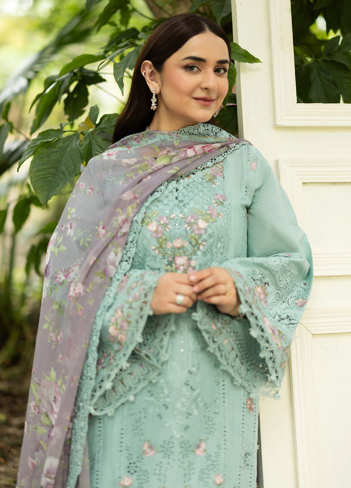 Elaf Premium Luxury Lawn 3 Piece Unstitched Suit EF26LLV2 D-ELQ-6B MINT STORY Elaf Premium Luxury Lawn 3 Piece Unstitched Suit EF26LLV2 D-ELQ-6B MINT STORY