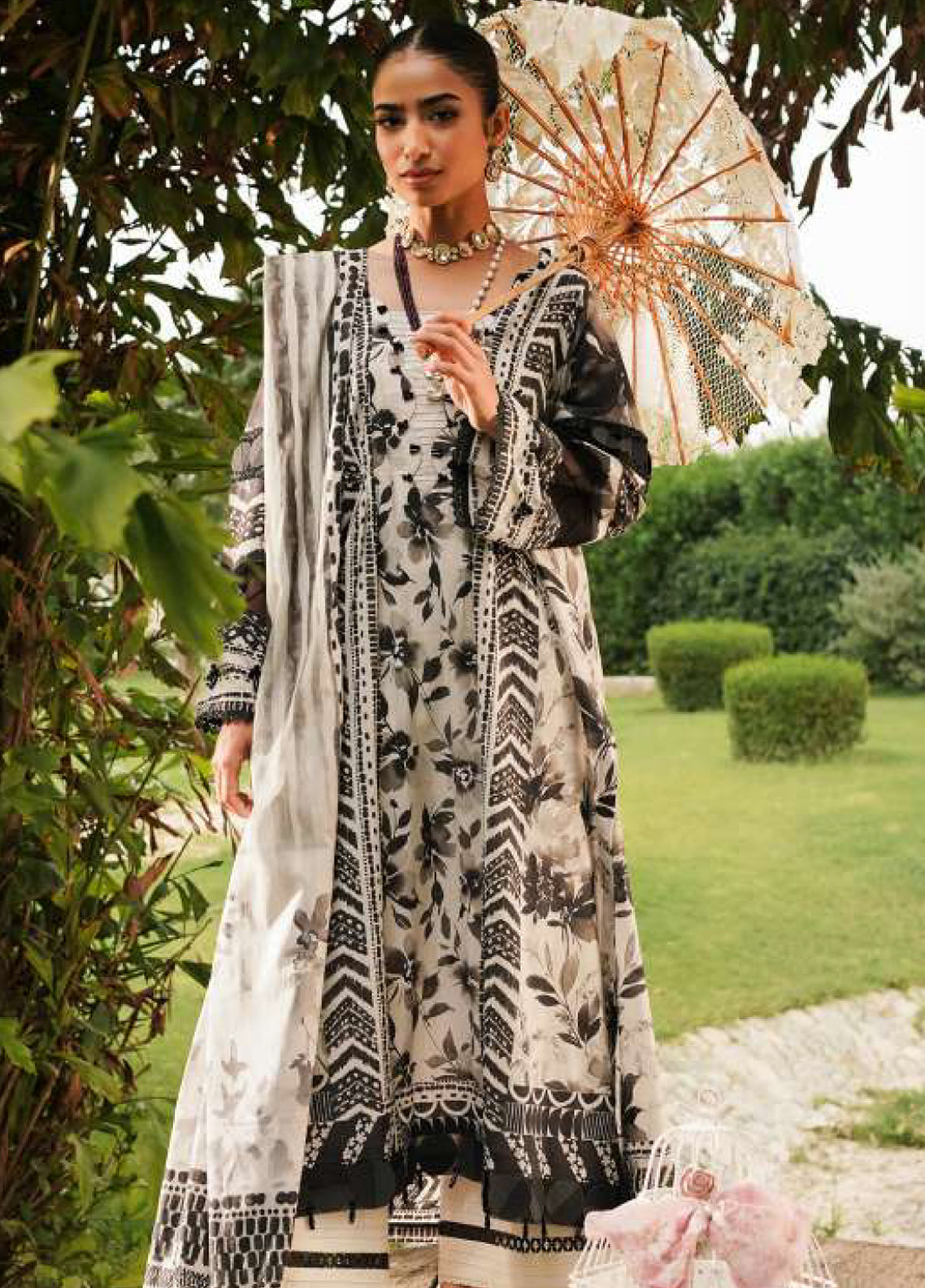 Elaf Printed Lawn Suits Unstitched 3 Piece - EL24PL EEP-07B BLACK BLOSSOM Elaf Printed Lawn Suits Unstitched 3 Piece - EL24PL EEP-07B BLACK BLOSSOM