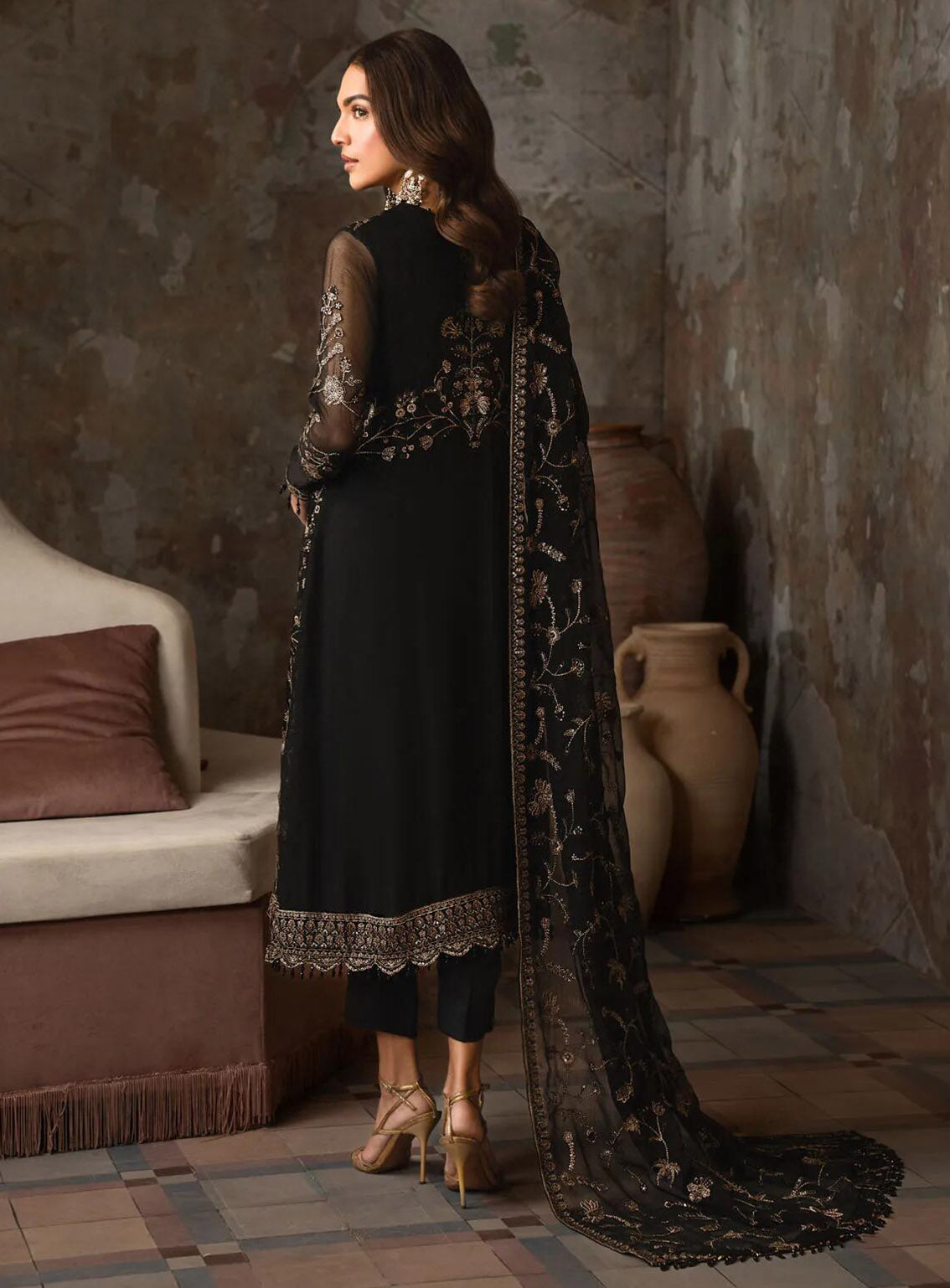 Emirah by Zarif Embroidered Chiffon Suits Unstitched 3 Piece - ZF24EF ZEF 05 HOOR Emirah by Zarif Embroidered Chiffon Suits Unstitched 3 Piece - ZF24EF ZEF 05 HOOR