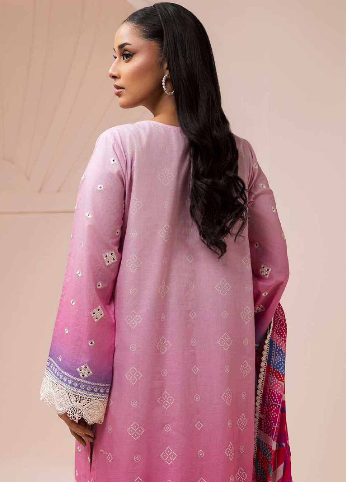 Essentail By Zellbury Embroidered Lawn 3 Piece Unstitched Suit WUS26E30443 Essentail By Zellbury Embroidered Lawn 3 Piece Unstitched Suit WUS26E30443