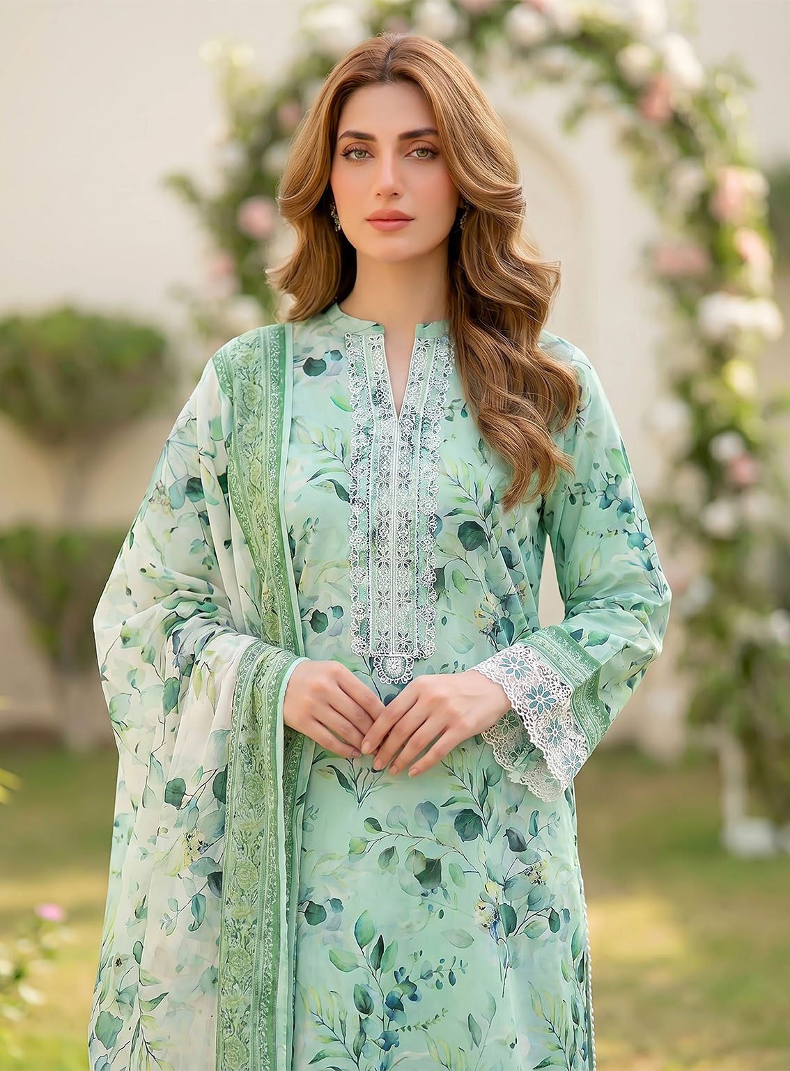 Essential By LSM Lakhany Embroidered Lawn 3 Piece Unstitched Suit LSM26EELV2 D-LG-MM-1036 Essential By LSM Lakhany Embroidered Lawn 3 Piece Unstitched Suit LSM26EELV2 D-LG-MM-1036