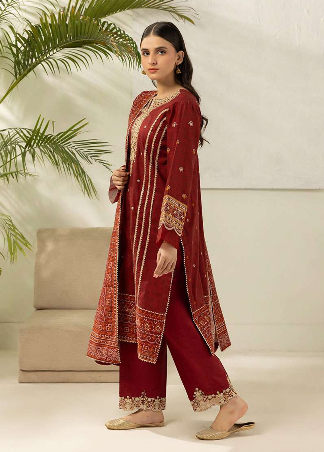 Essential By Zellbury Embroidered Lawn 3 Piece Unstitched Suit WUS26E30501 Essential By Zellbury Embroidered Lawn 3 Piece Unstitched Suit WUS26E30501