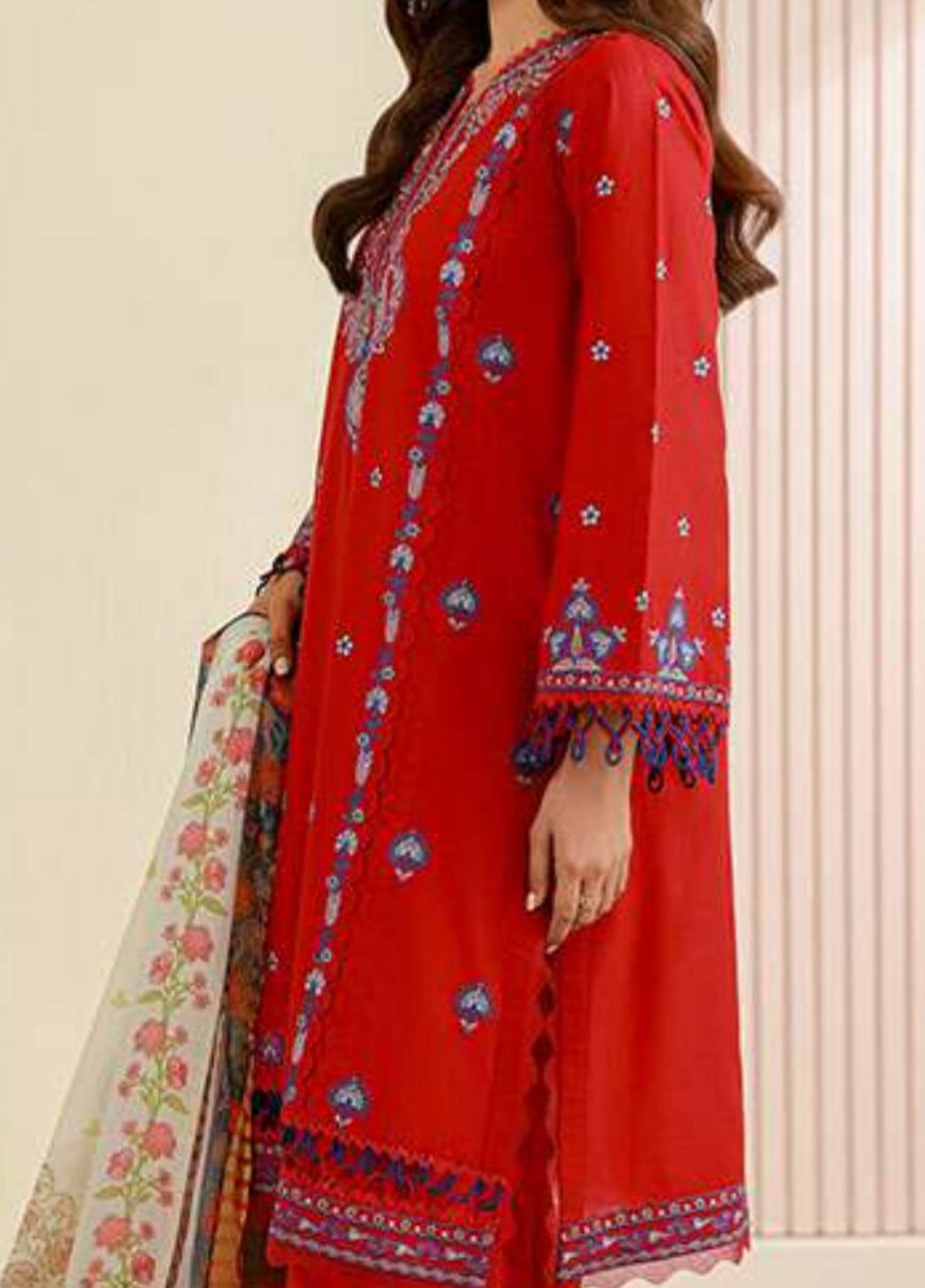 Essential By Zellbury Embroidered Lawn 3 Piece Unstitched Suit WUS26E30644 Essential By Zellbury Embroidered Lawn 3 Piece Unstitched Suit WUS26E30644