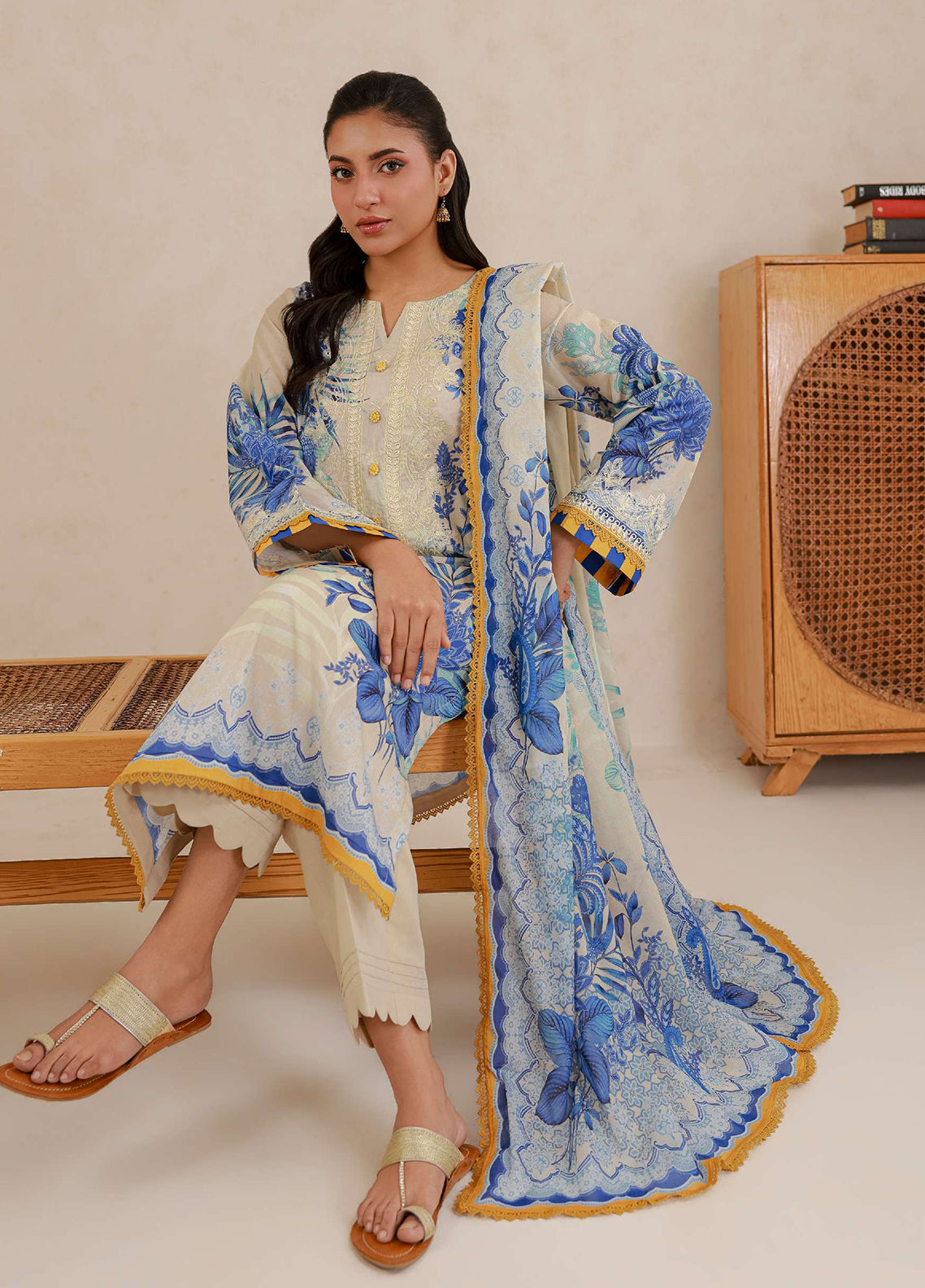 Essential By Zellbury Embroidered Lawn 3 Piece Unstitched Suit WUS26E30705 Essential By Zellbury Embroidered Lawn 3 Piece Unstitched Suit WUS26E30705
