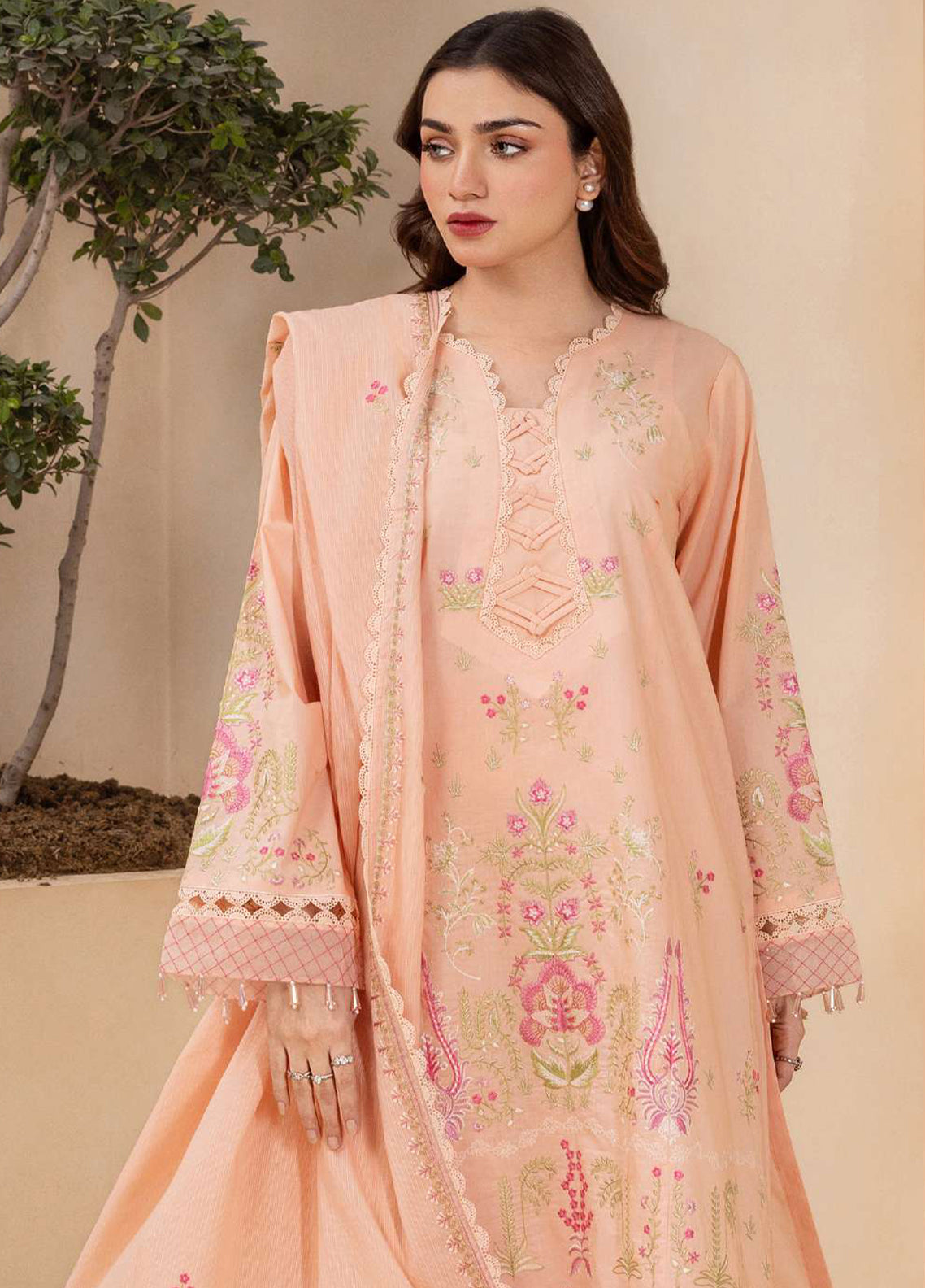 Essential By Zellbury Embroidered Lawn 3 Piece Unstitched Suit WUS26E30714 Essential By Zellbury Embroidered Lawn 3 Piece Unstitched Suit WUS26E30714