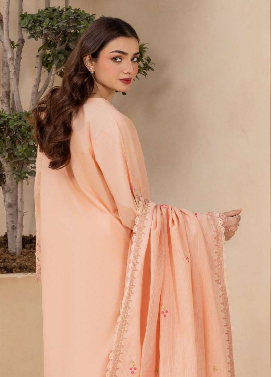 Essential By Zellbury Embroidered Lawn 3 Piece Unstitched Suit WUS26E30714 Essential By Zellbury Embroidered Lawn 3 Piece Unstitched Suit WUS26E30714