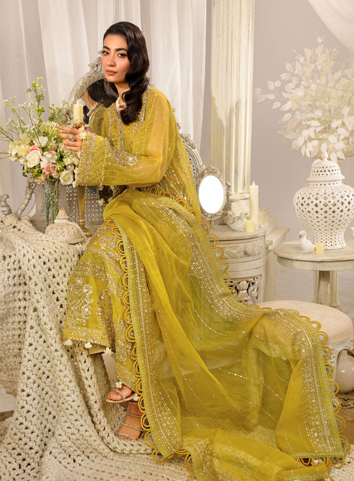 Evara By Elaf Embroidered Organza Suits Unstitched 3 Piece - EL24EV EFE-03 SUNLIT Evara By Elaf Embroidered Organza Suits Unstitched 3 Piece - EL24EV EFE-03 SUNLIT