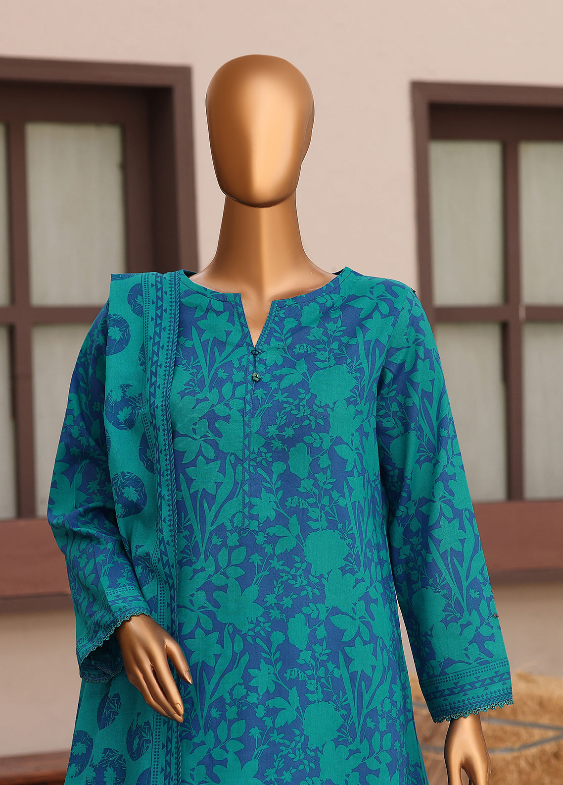 Everyday Prints By HZ Textile Printed Lawn 3 Piece Unstitched Suit HZ26FDP D-3320 Everyday Prints By HZ Textile Printed Lawn 3 Piece Unstitched Suit HZ26FDP D-3320