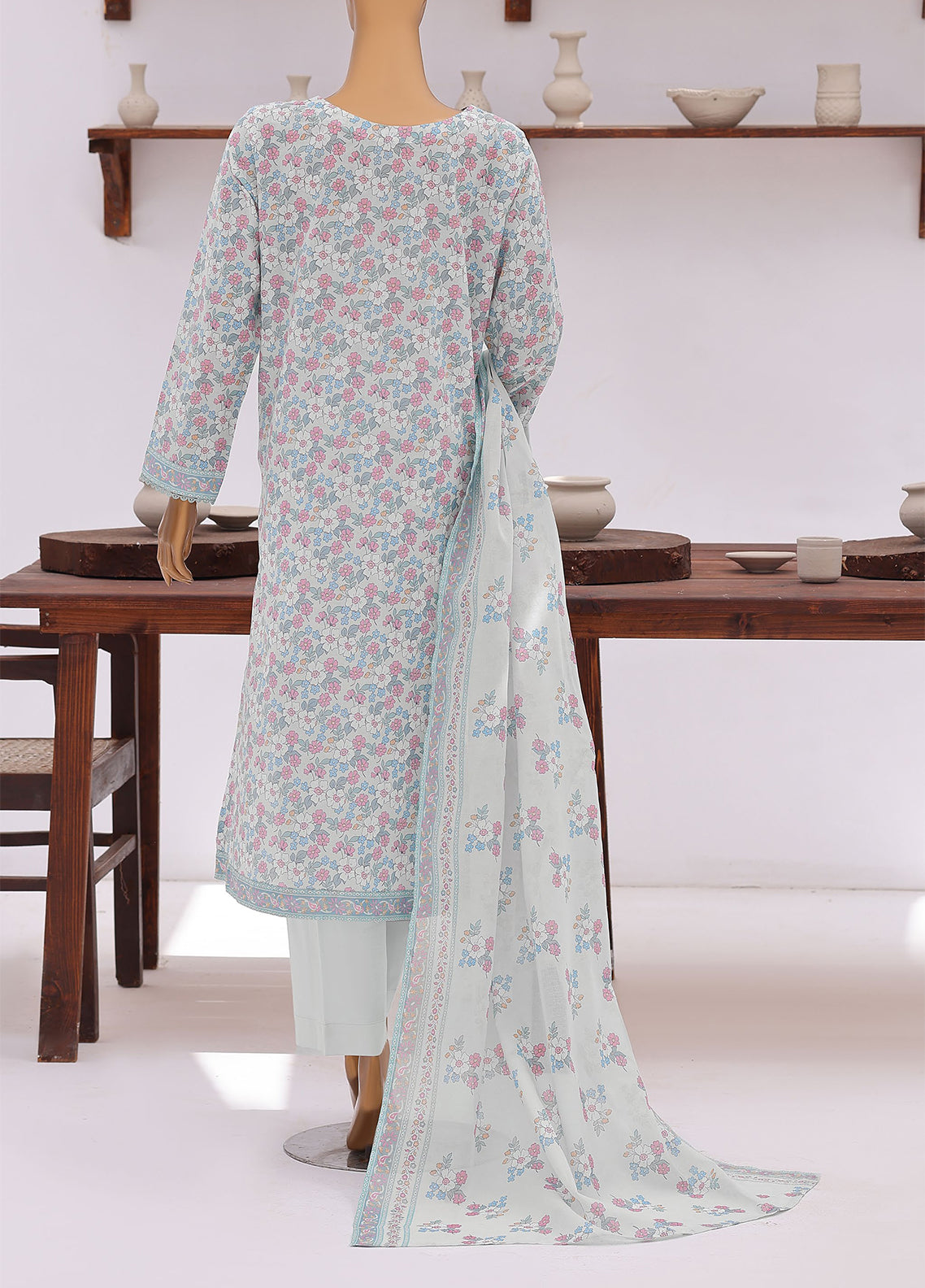 Everyday Prints By HZ Textile Printed Lawn 3 Piece Unstitched Suit HZ26FDP D-3322 Everyday Prints By HZ Textile Printed Lawn 3 Piece Unstitched Suit HZ26FDP D-3322