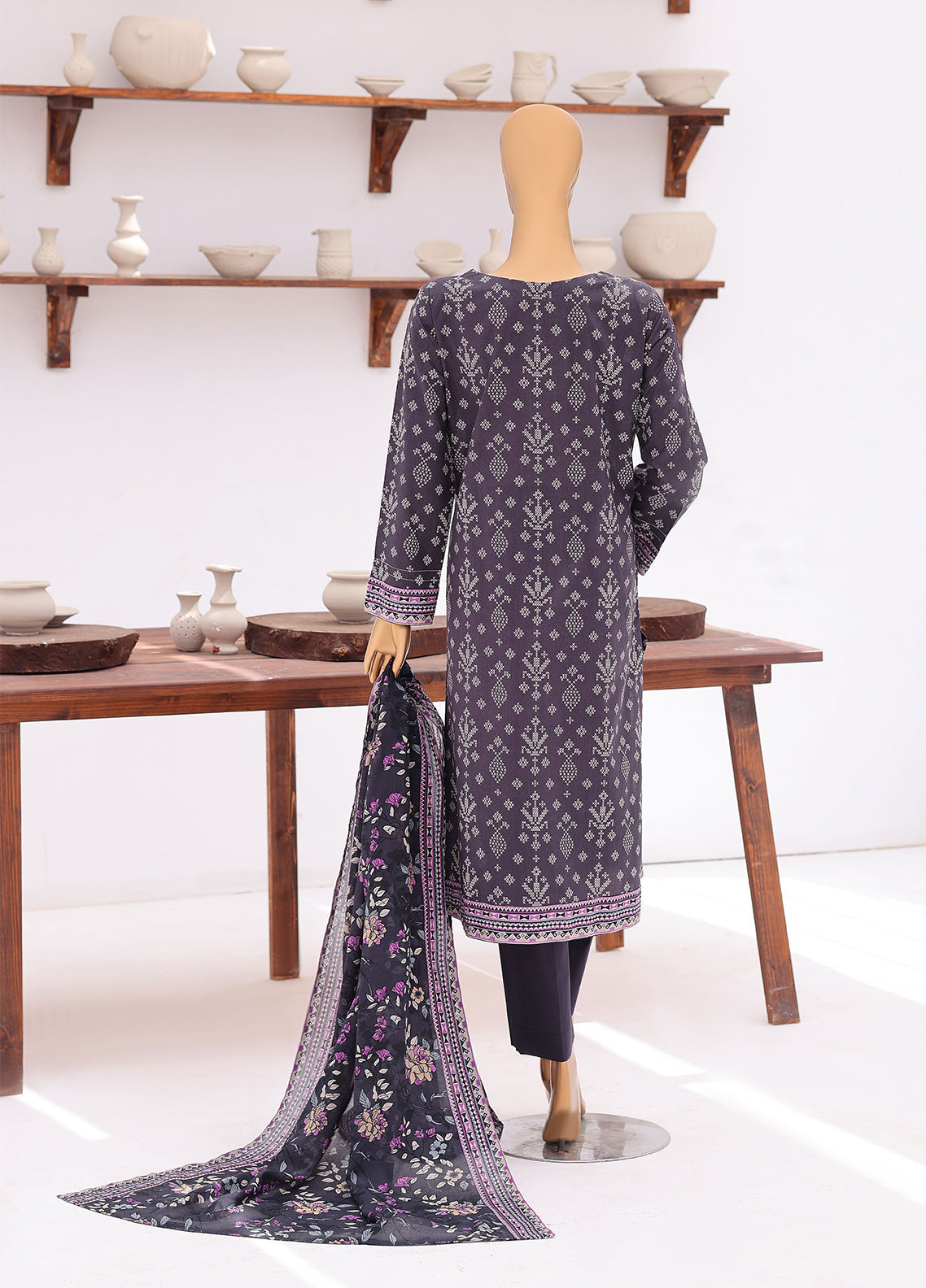 Everyday Prints By HZ Textile Printed Lawn 3 Piece Unstitched Suit HZ26FDP D-3325 Everyday Prints By HZ Textile Printed Lawn 3 Piece Unstitched Suit HZ26FDP D-3325