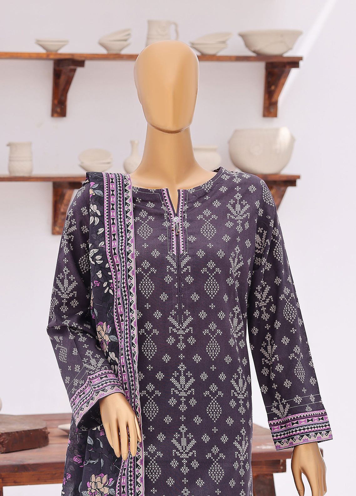Everyday Prints By HZ Textile Printed Lawn 3 Piece Unstitched Suit HZ26FDP D-3325 Everyday Prints By HZ Textile Printed Lawn 3 Piece Unstitched Suit HZ26FDP D-3325