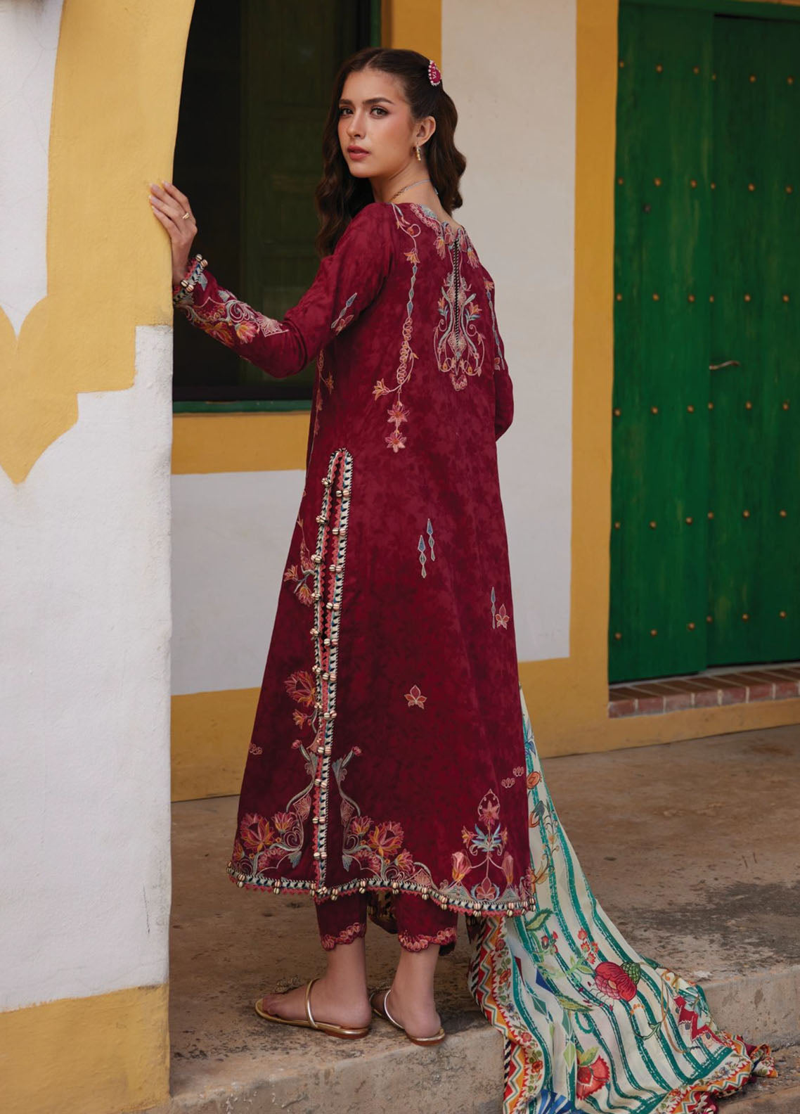 Farah Talib Aziz Luxury Embroidered Lawn 3 Piece Unstitched Suit FTA26LL D-02 SOFIA SCARLET Farah Talib Aziz Luxury Embroidered Lawn 3 Piece Unstitched Suit FTA26LL D-02 SOFIA SCARLET
