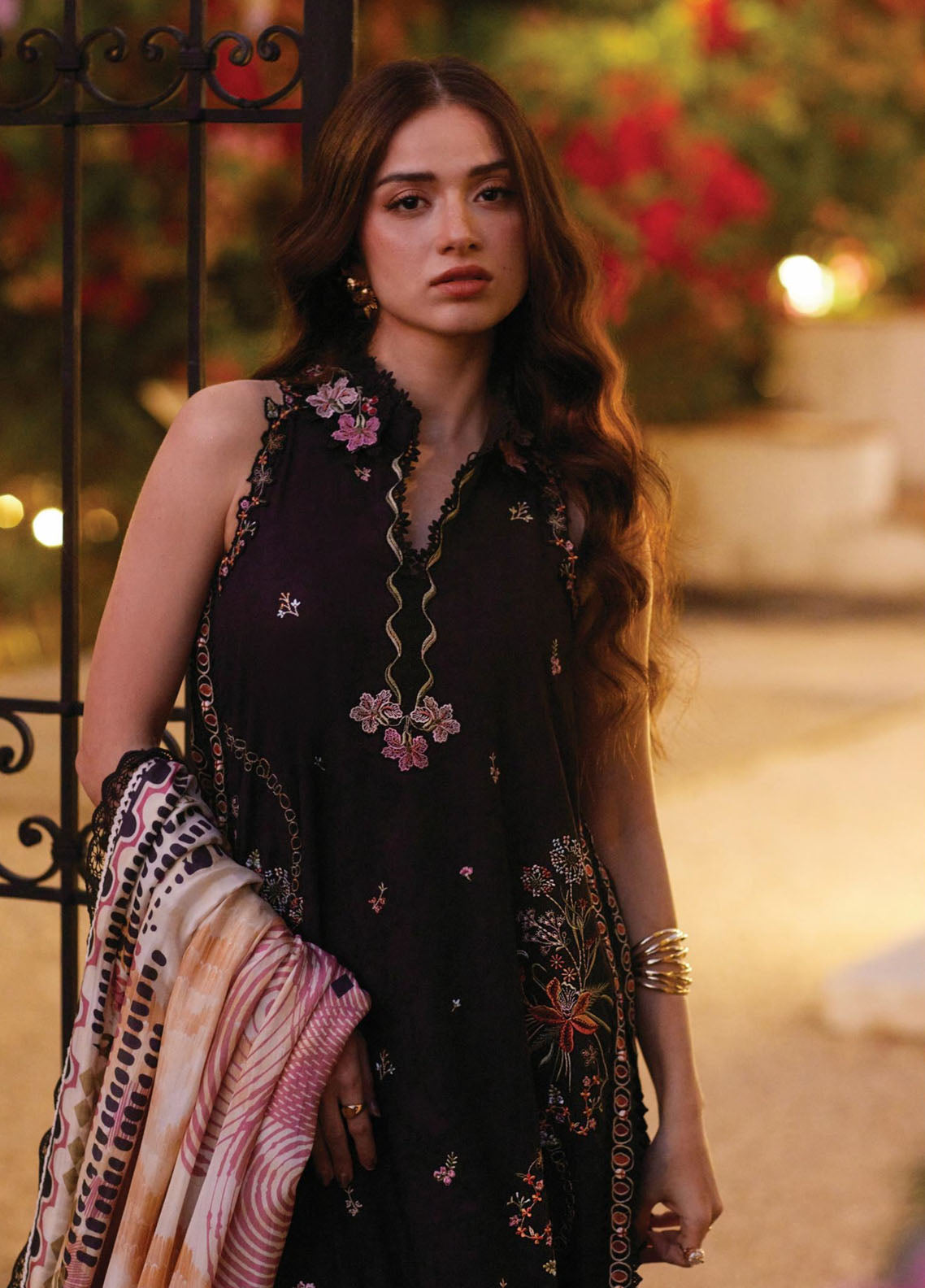 Farah Talib Aziz Luxury Embroidered Lawn 3 Piece Unstitched Suit FTA26LL D-03 BLANCA BLACK Farah Talib Aziz Luxury Embroidered Lawn 3 Piece Unstitched Suit FTA26LL D-03 BLANCA BLACK