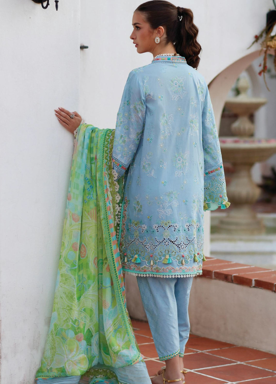 Farah Talib Aziz Luxury Embroidered Lawn 3 Piece Unstitched Suit FTA26LL D-10 SIENNA SKY BLUE Farah Talib Aziz Luxury Embroidered Lawn 3 Piece Unstitched Suit FTA26LL D-10 SIENNA SKY BLUE