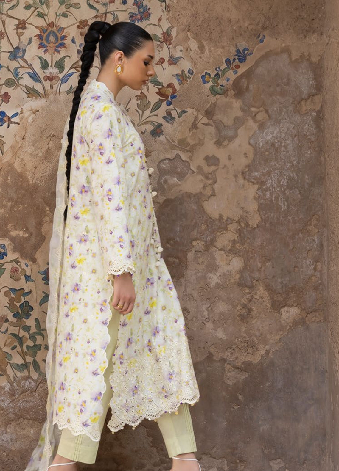Flora By Gul Ahmed Embroidered Lawn 3 Piece Unstitched Suit GA26FEC D-BM-62034 Flora By Gul Ahmed Embroidered Lawn 3 Piece Unstitched Suit GA26FEC D-BM-62034